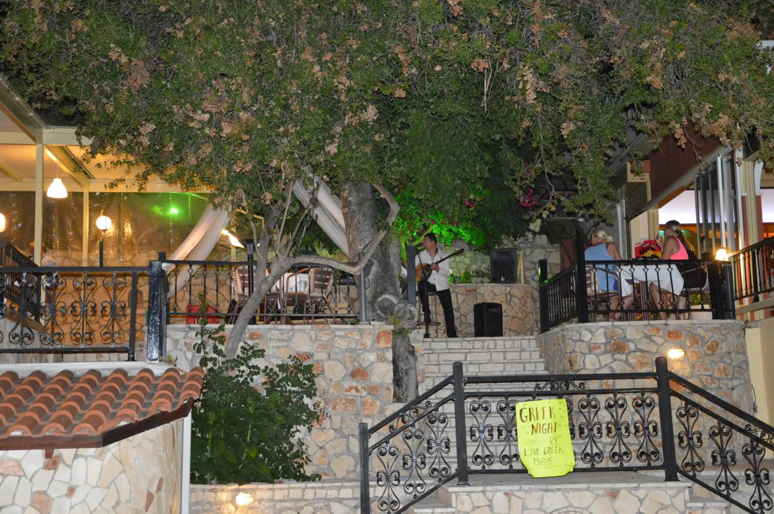 Facade/entrance in Zante Palace