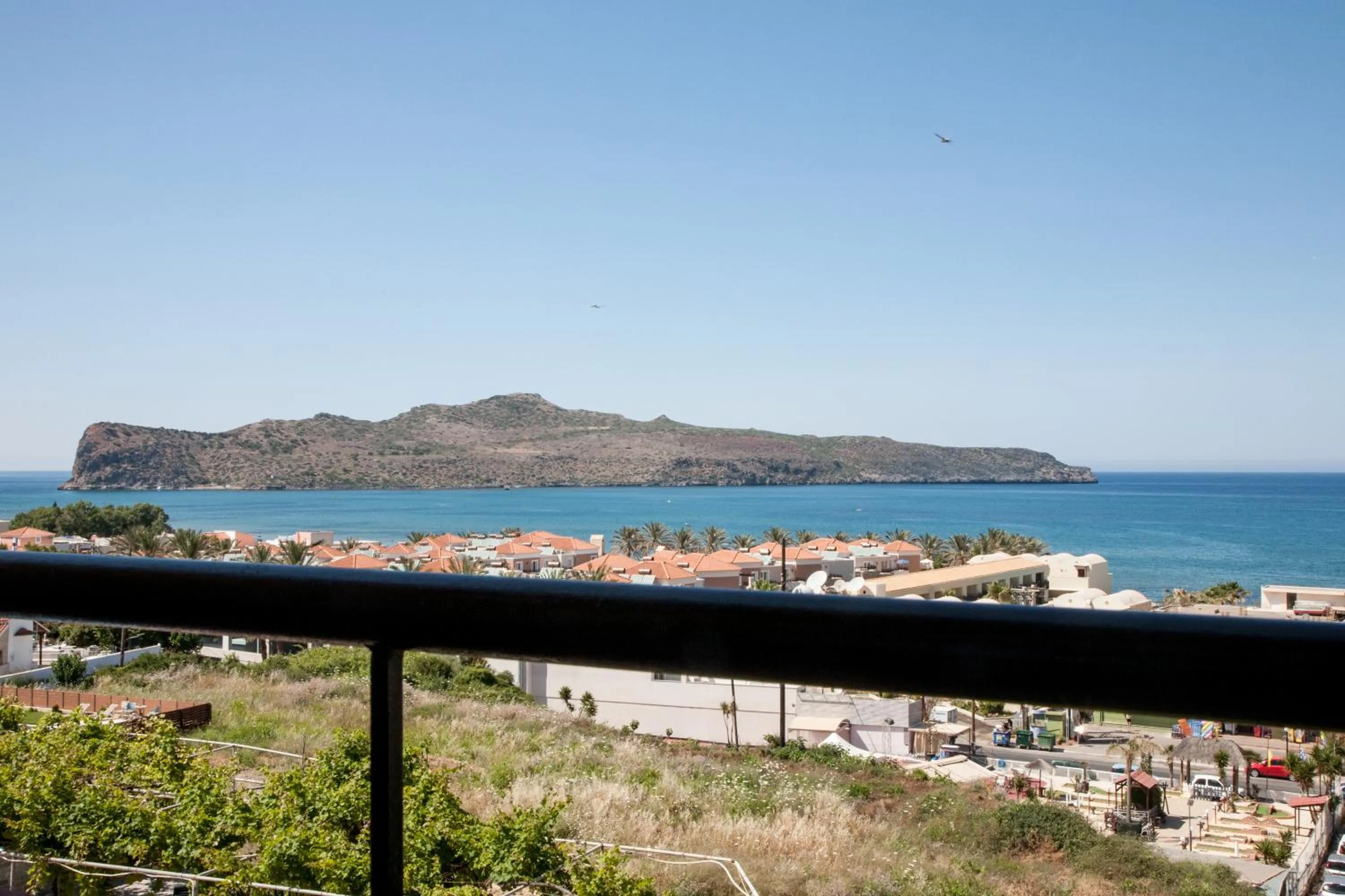 Sea view in Ekavi Apartments