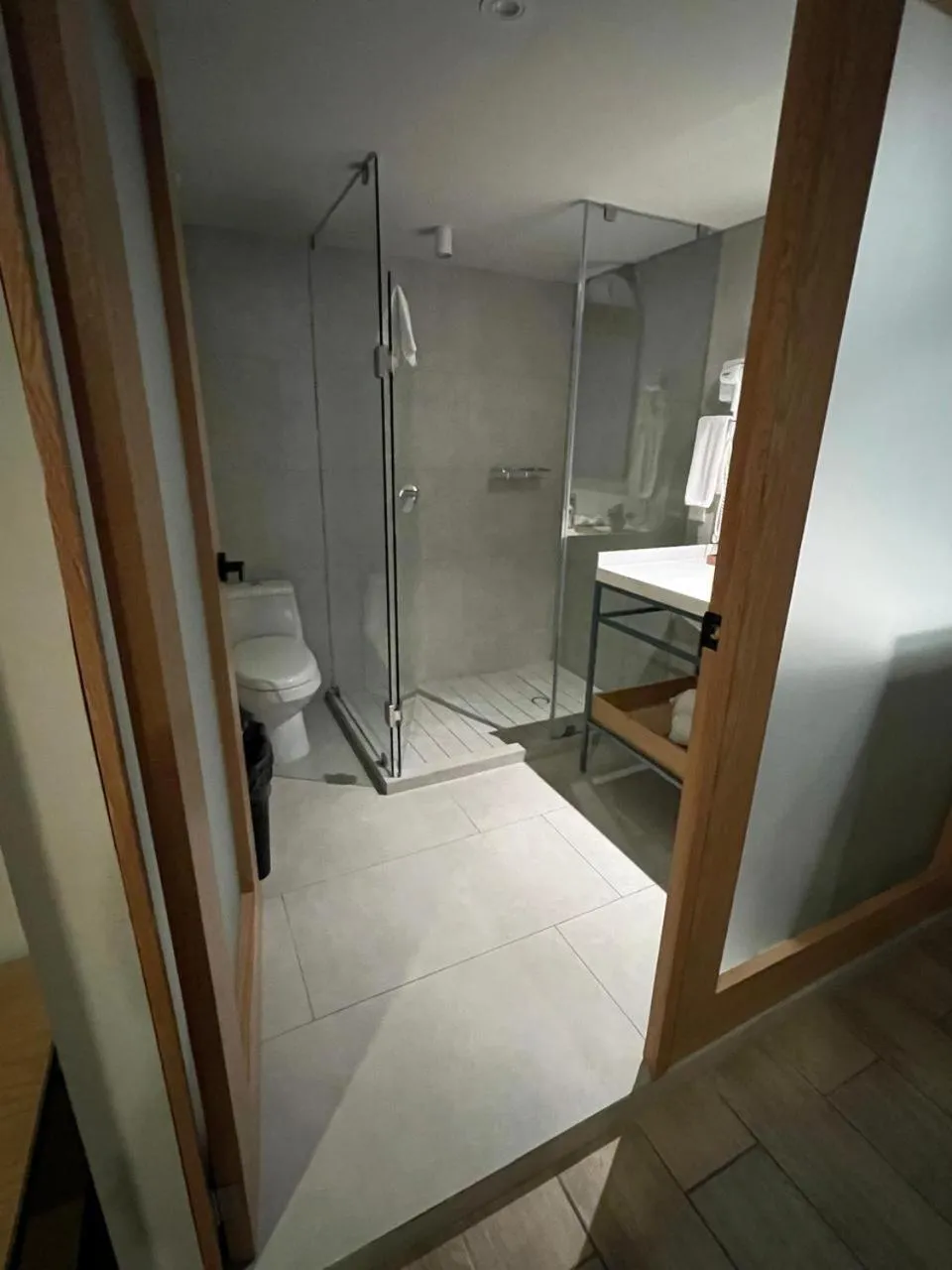 Bathroom in Oliva Plaza Hotel