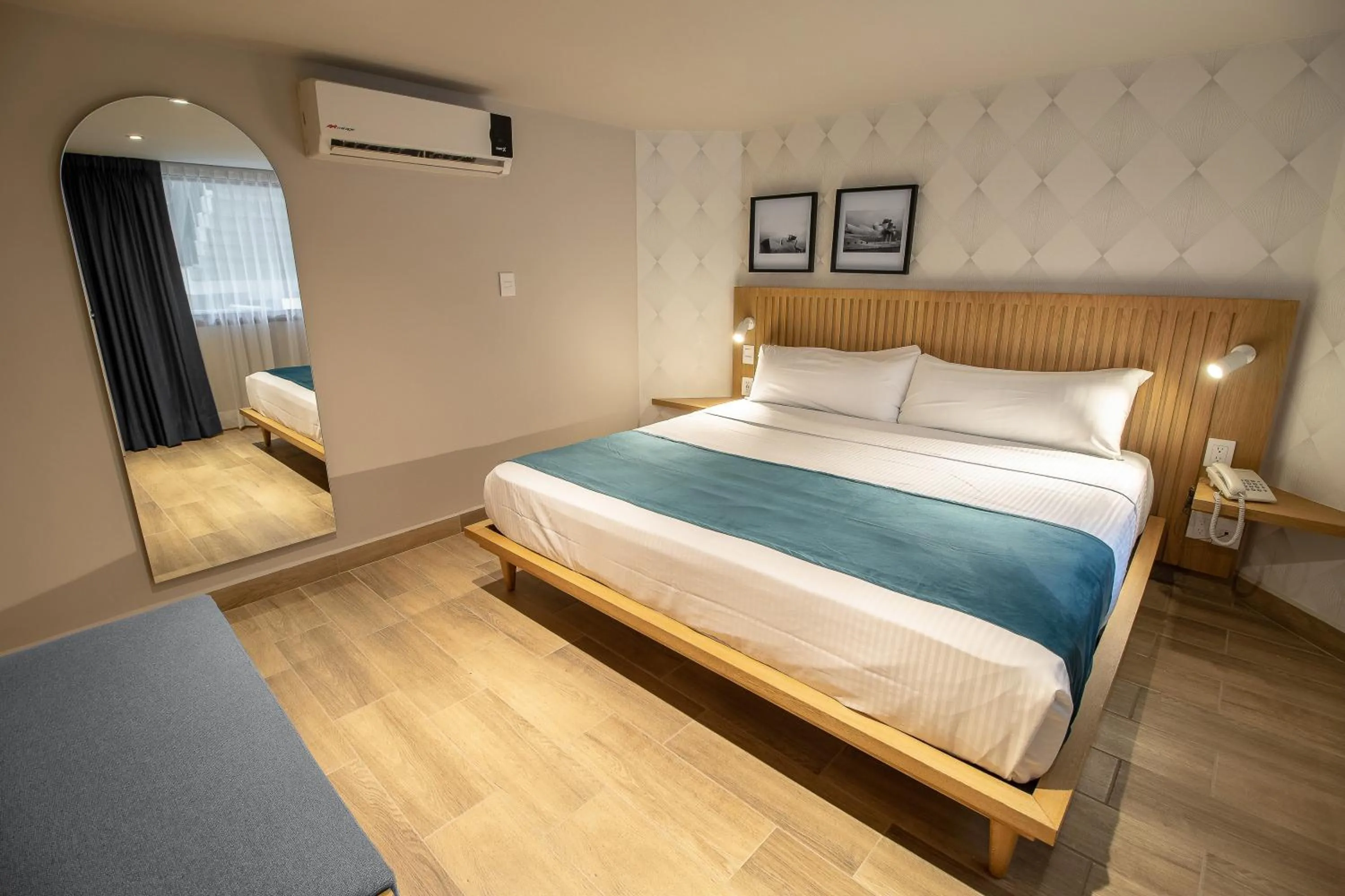 Bed in Oliva Plaza Hotel