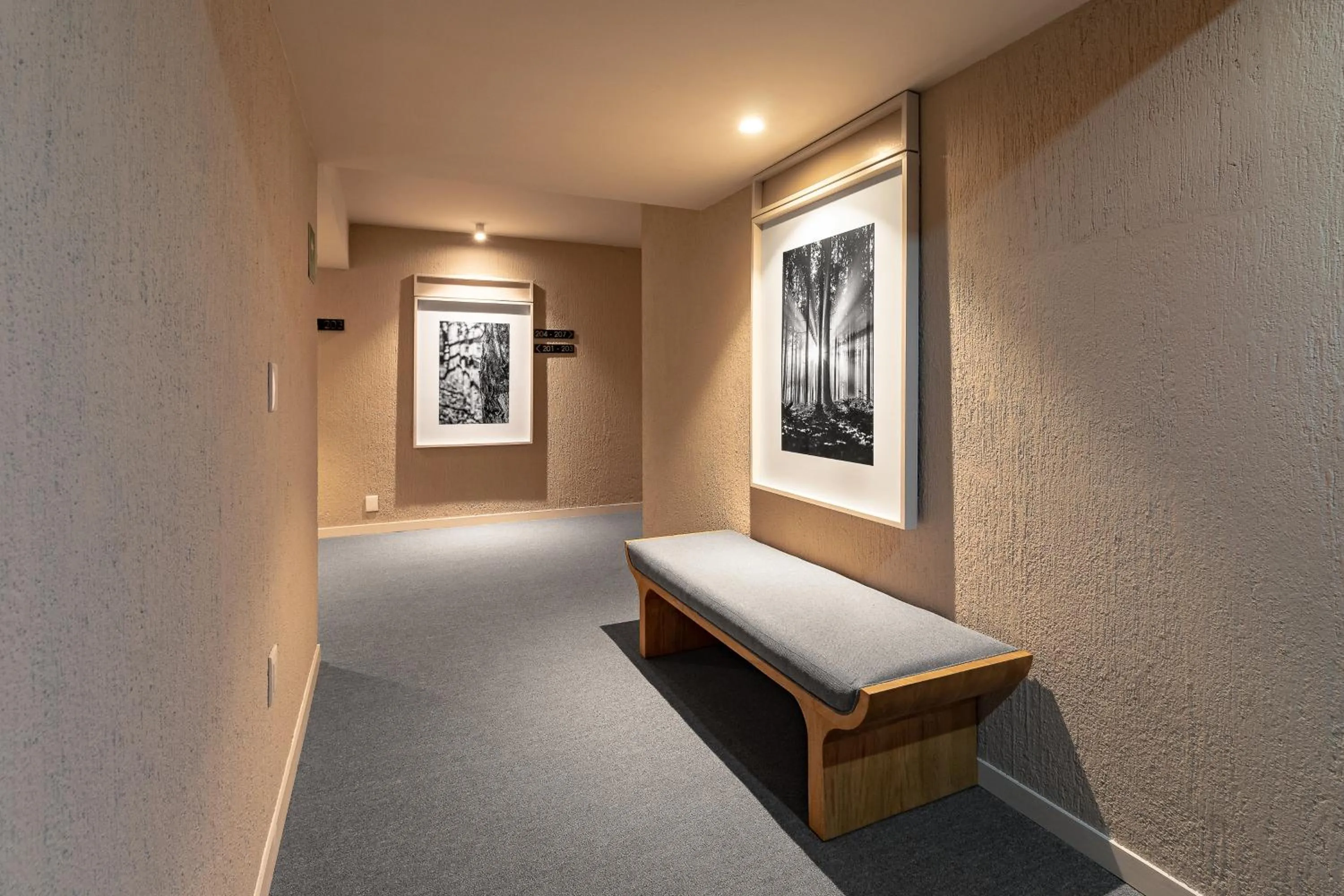 Decorative detail in Oliva Plaza Hotel