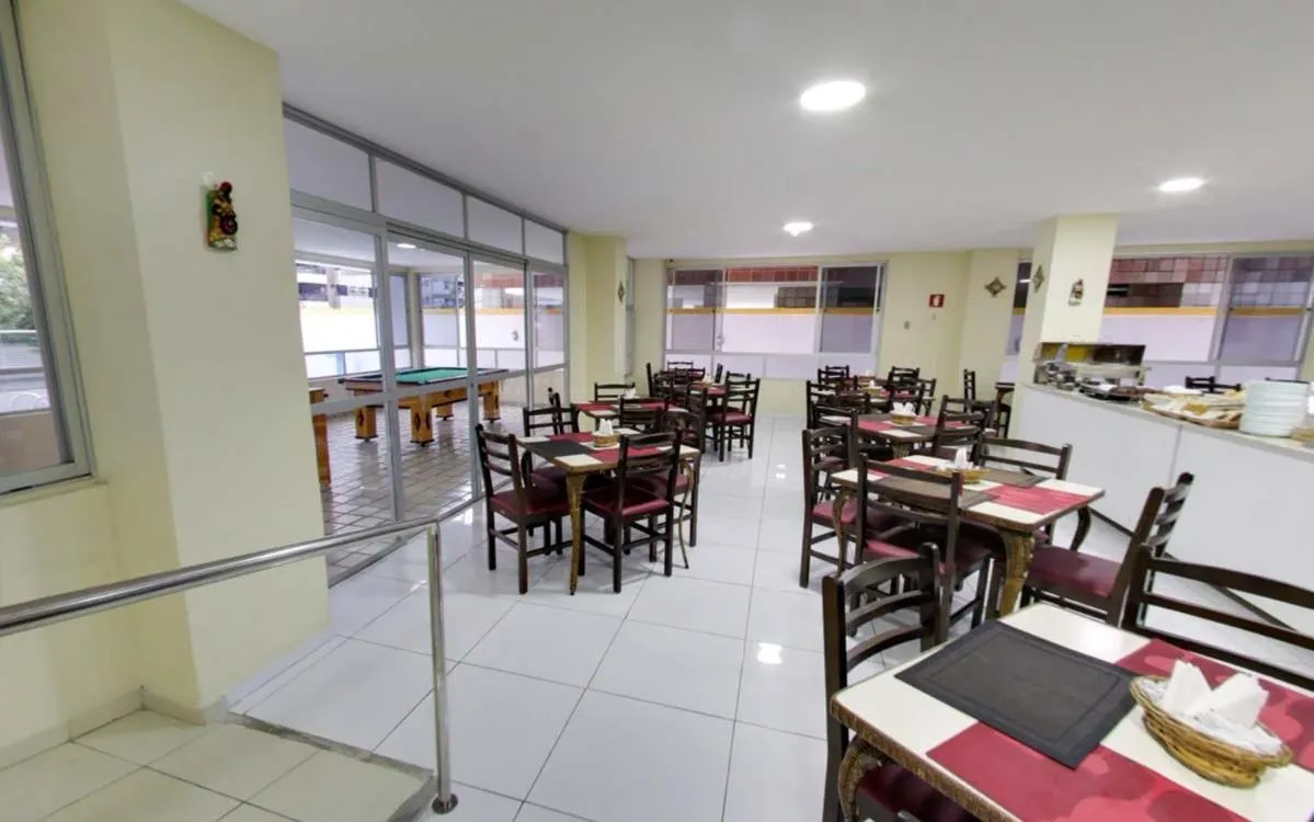 Restaurant/places to eat in Lagoa Mar Inn - Estacionamento e duas crianças de até 10 anos Será Free