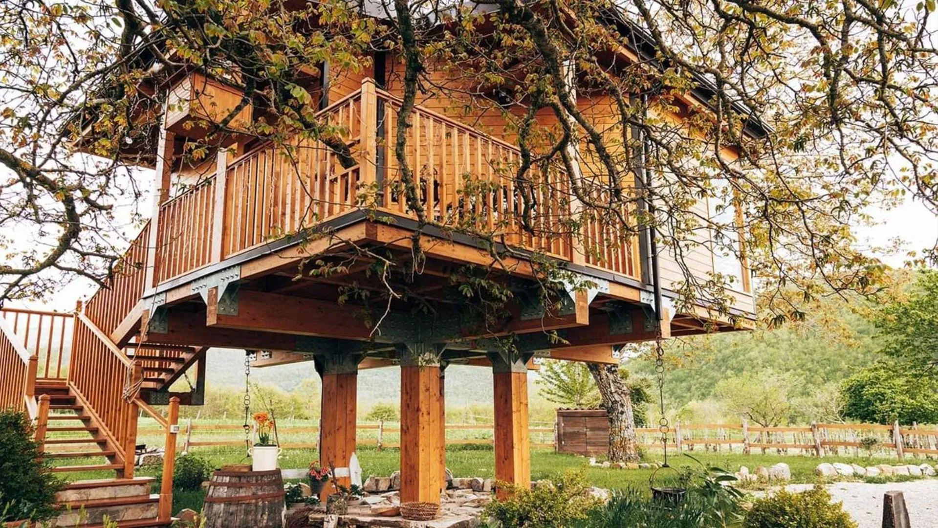 Property building in Guarda Che Luna