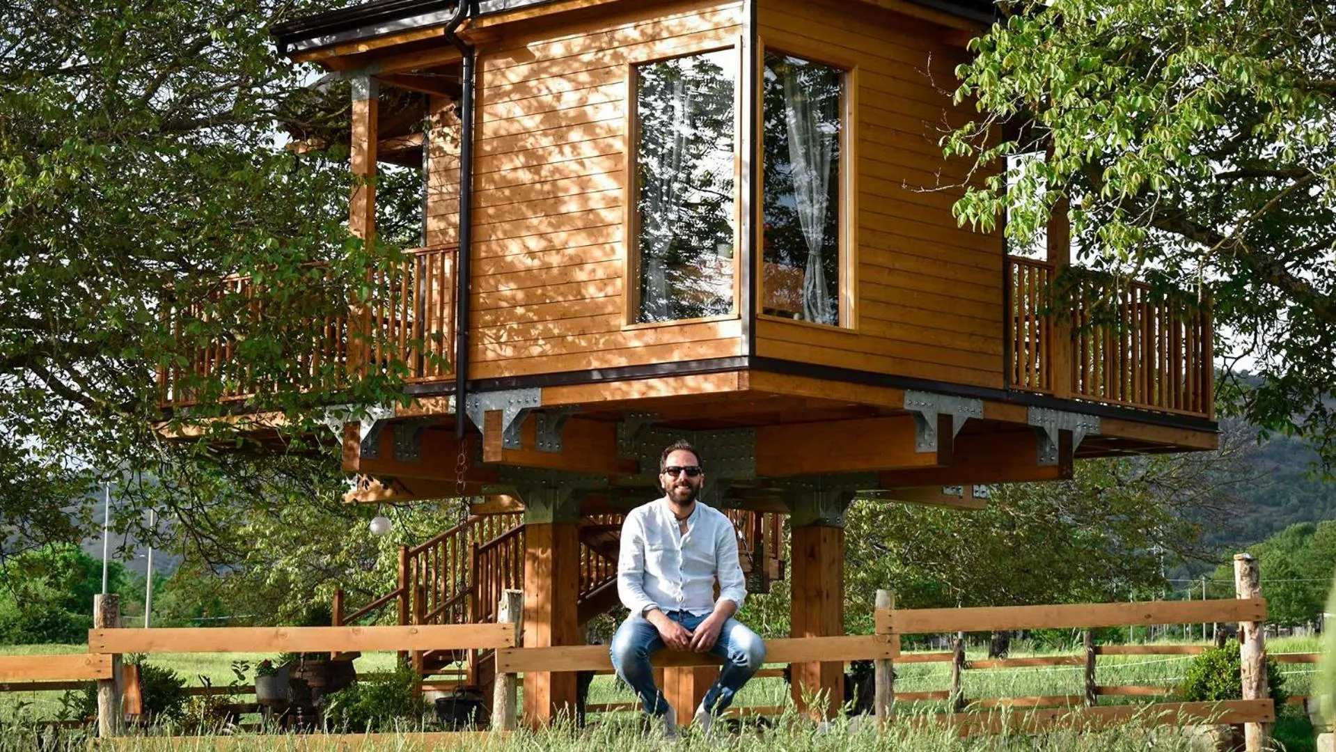 People in Guarda Che Luna