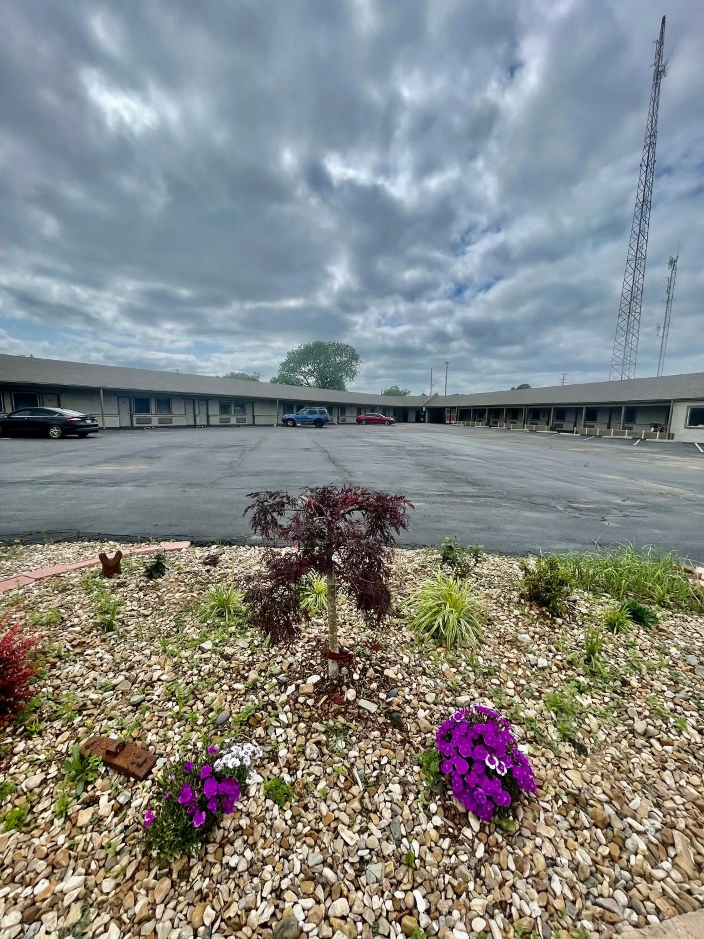 Economy Inn