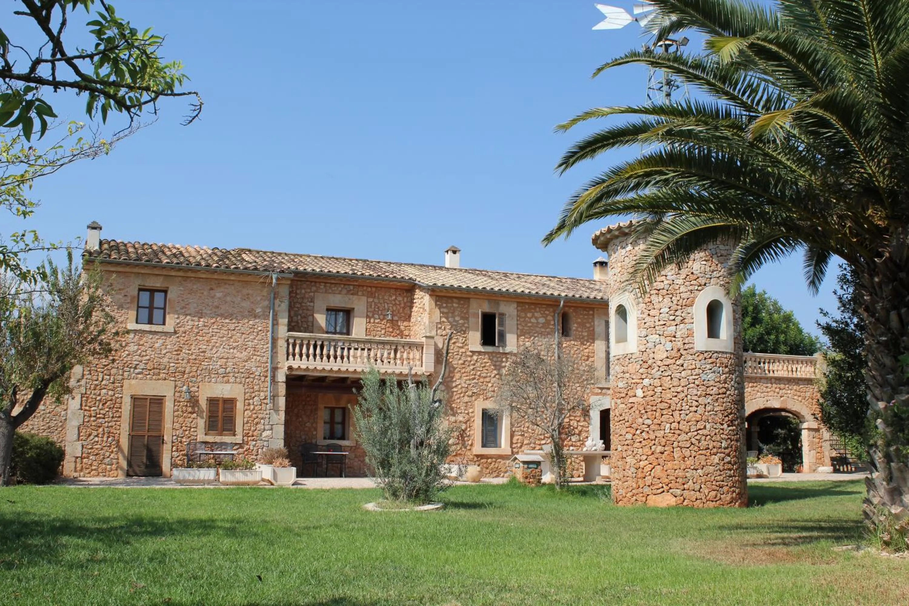 Facade/entrance in Agroturismo Es Quatre Cantons