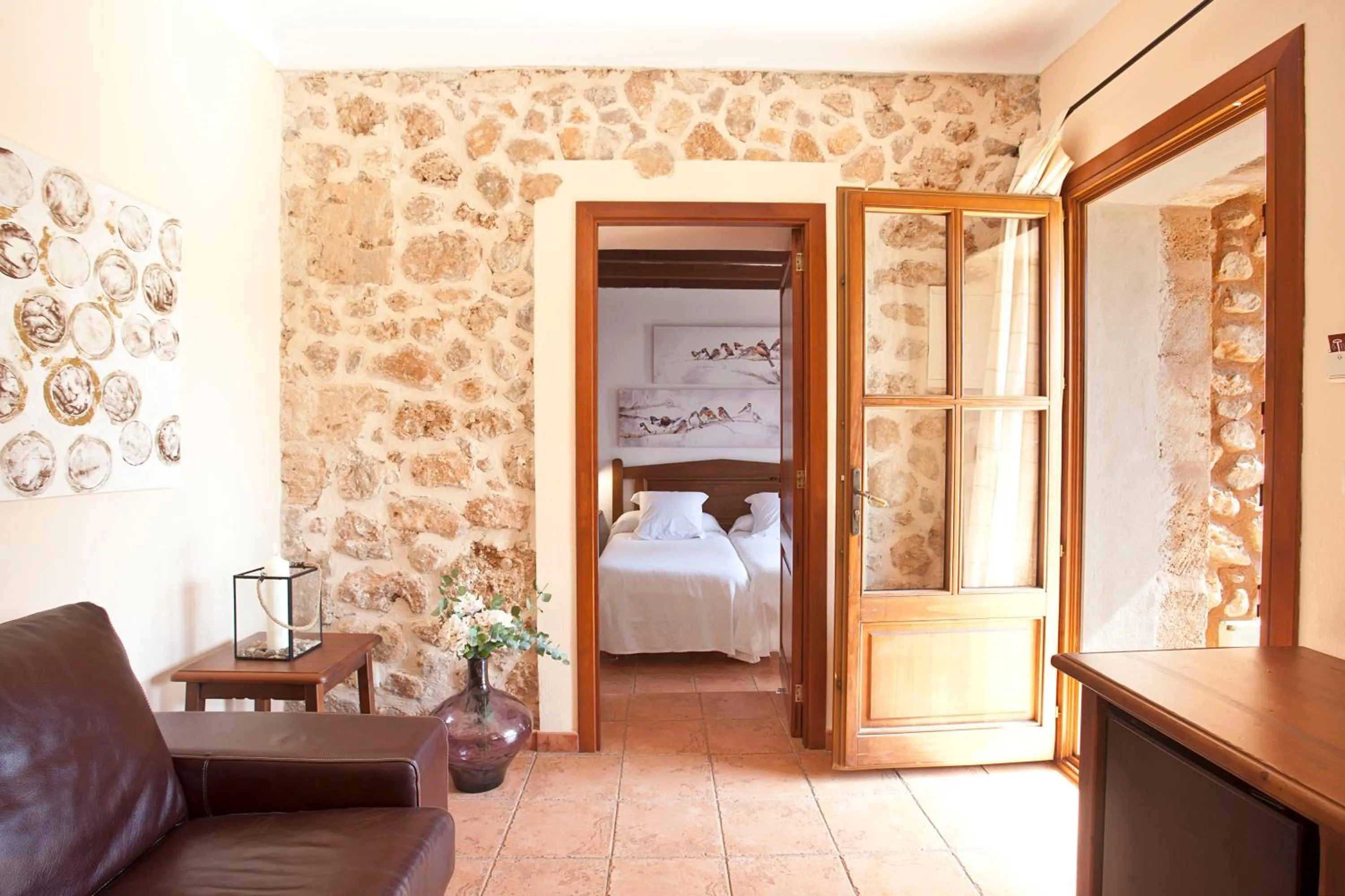 Photo of the whole room, Bed in Agroturismo Es Quatre Cantons