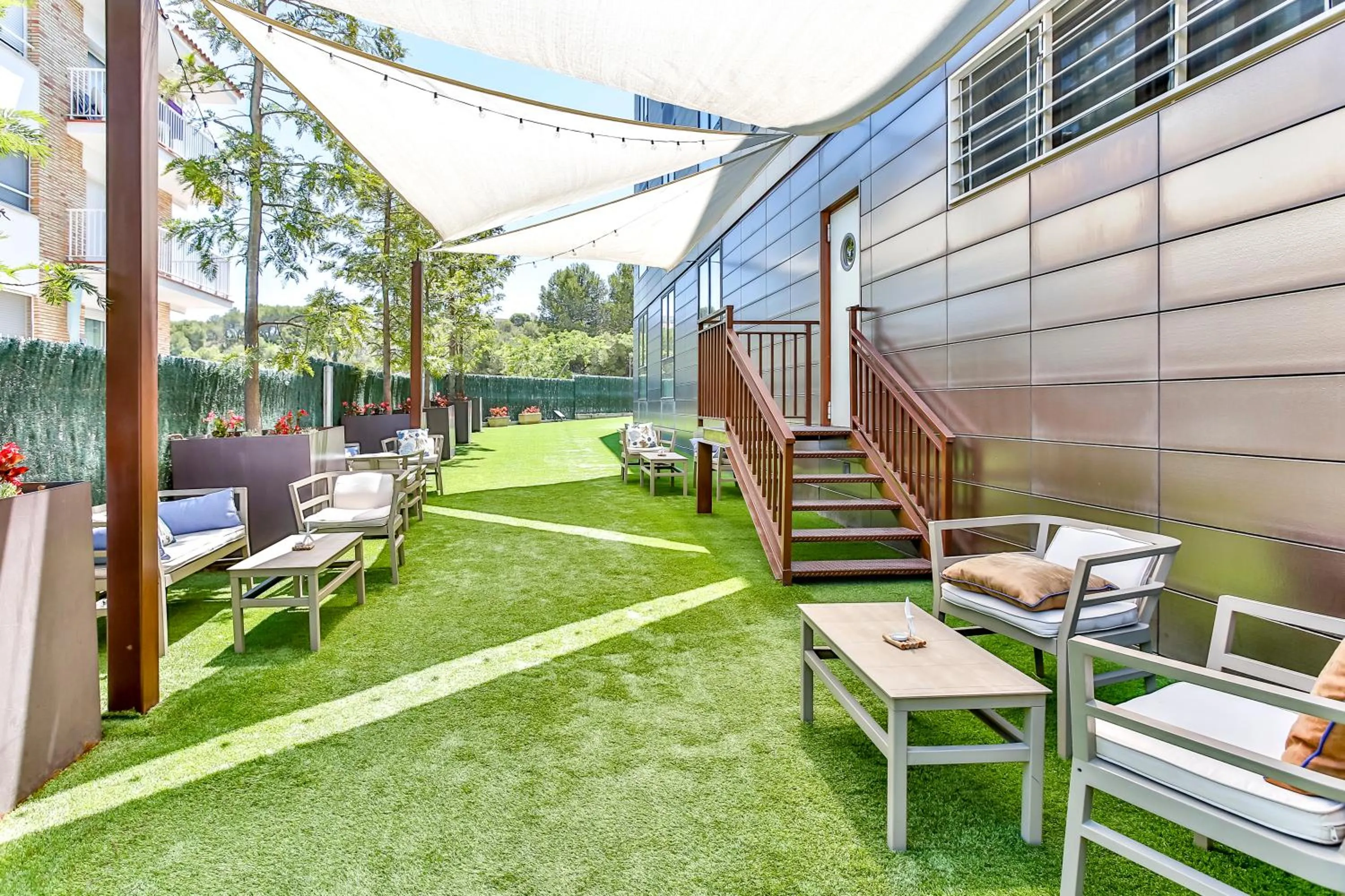 Property building in Hotel Desitges