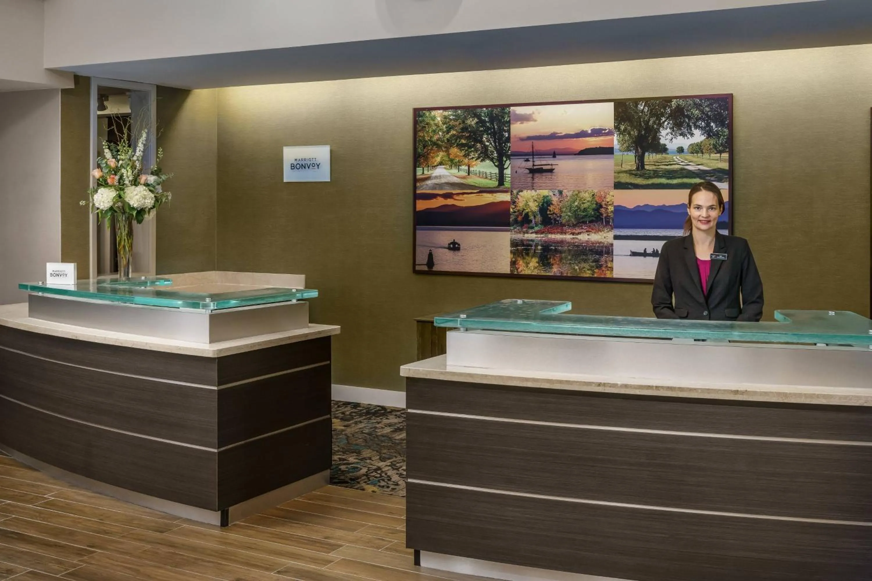 Lobby or reception in Residence Inn Burlington Colchester