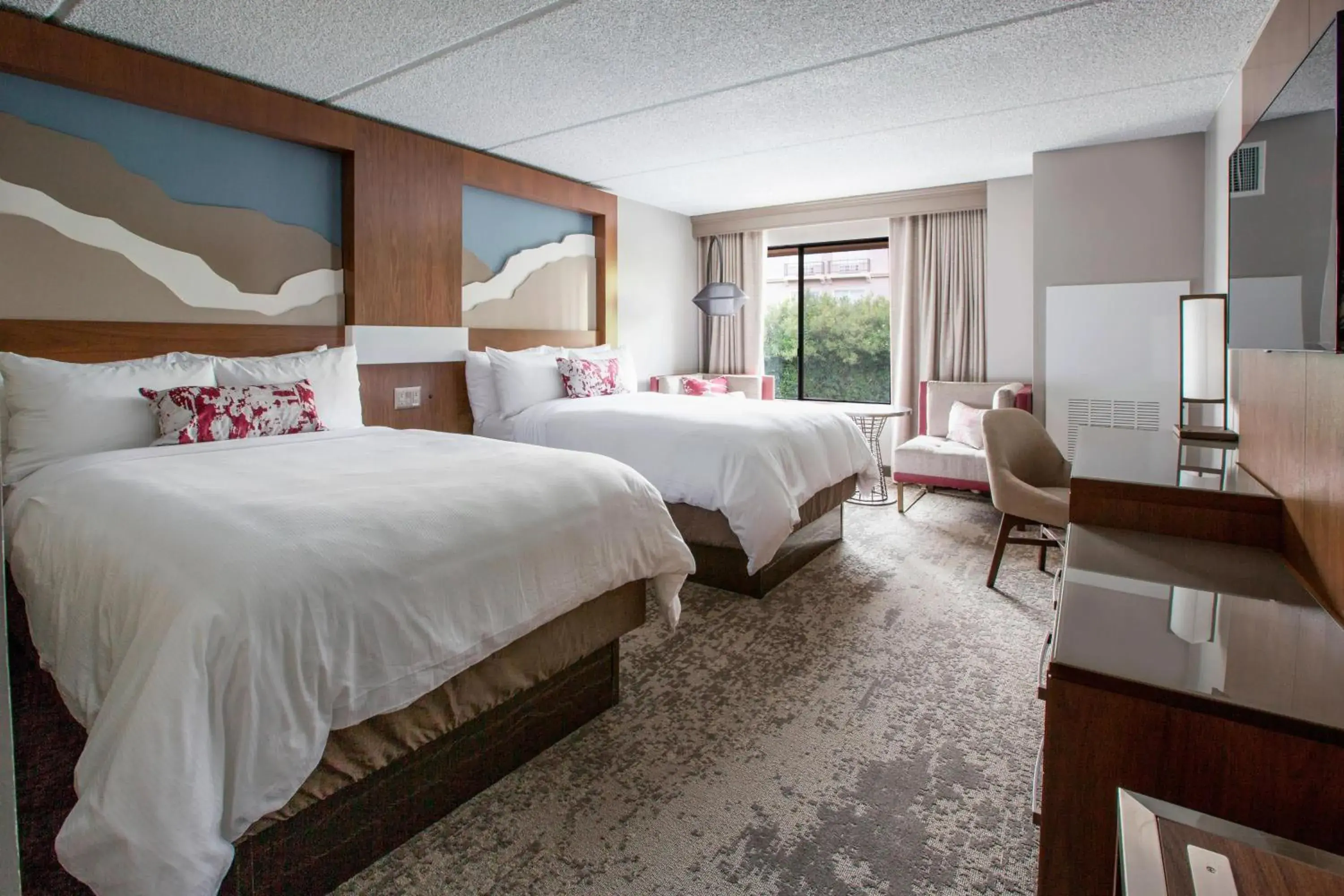 Guest room, 2 Double, Garden view in Napa Valley Marriott Hotel & Spa Guest room, 2 Double, Garden view in Napa Valley Marriott Hotel & Spa