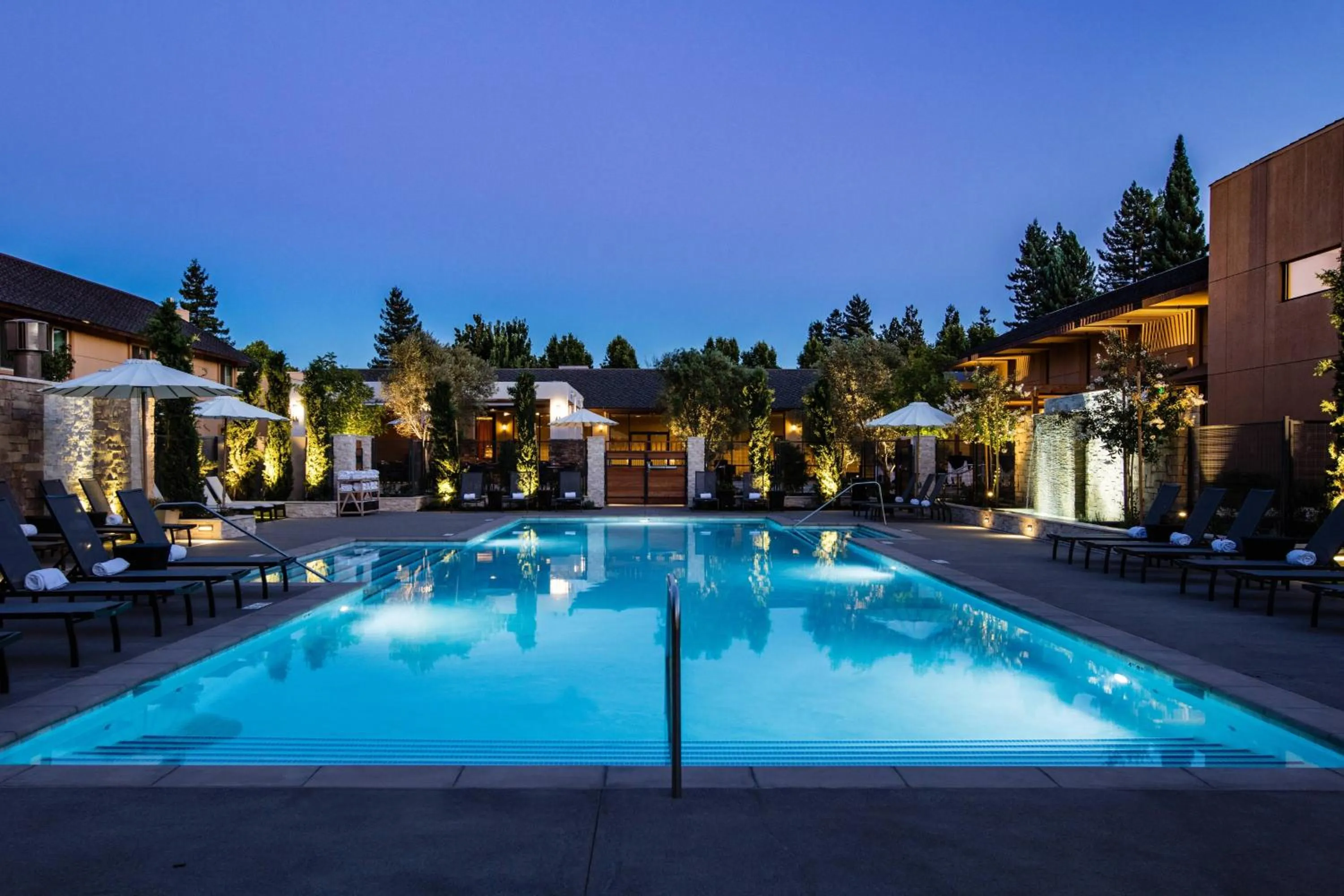 Swimming pool in Napa Valley Marriott Hotel & Spa