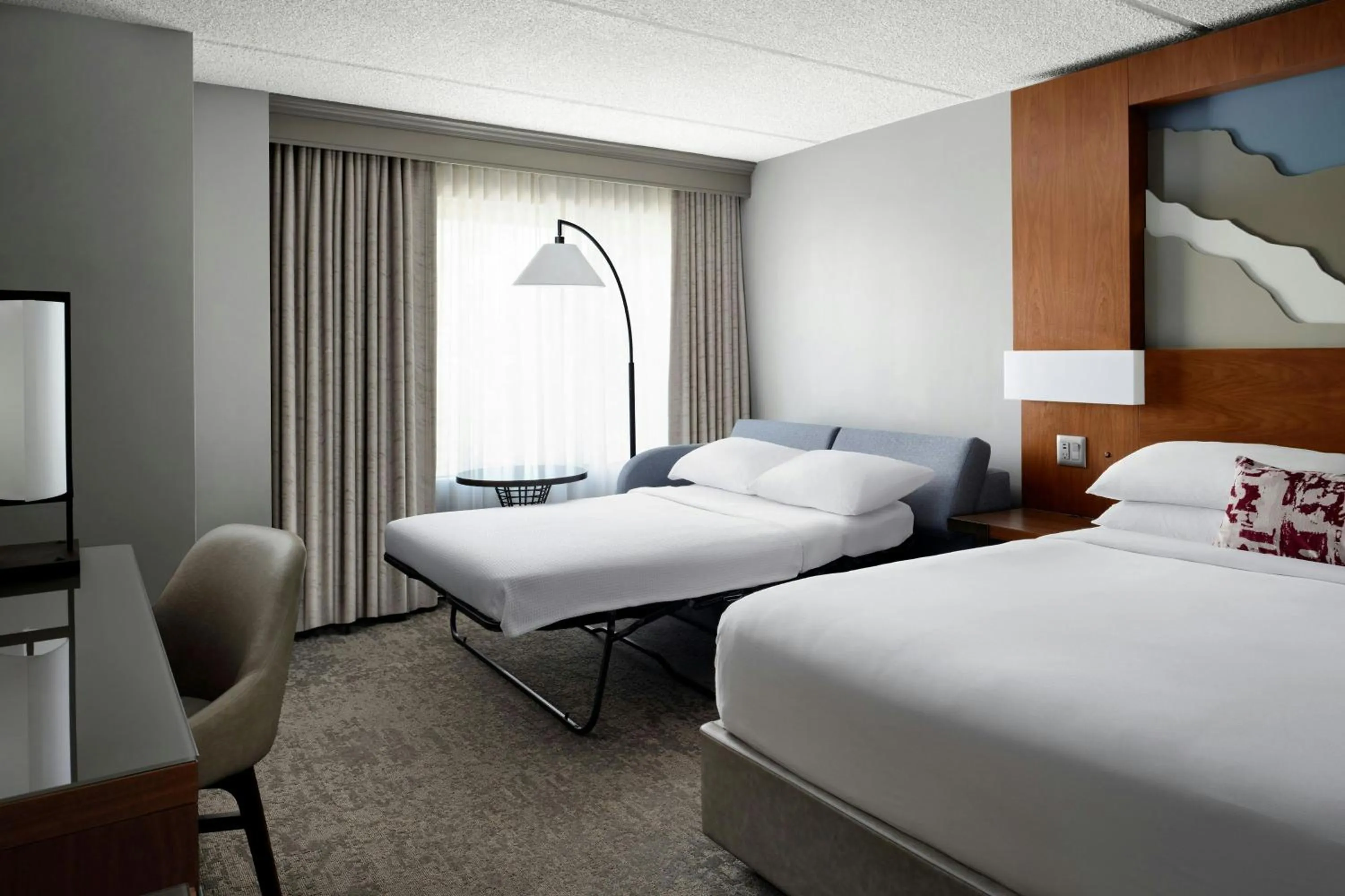 Photo of the whole room, Bed in Napa Valley Marriott Hotel & Spa