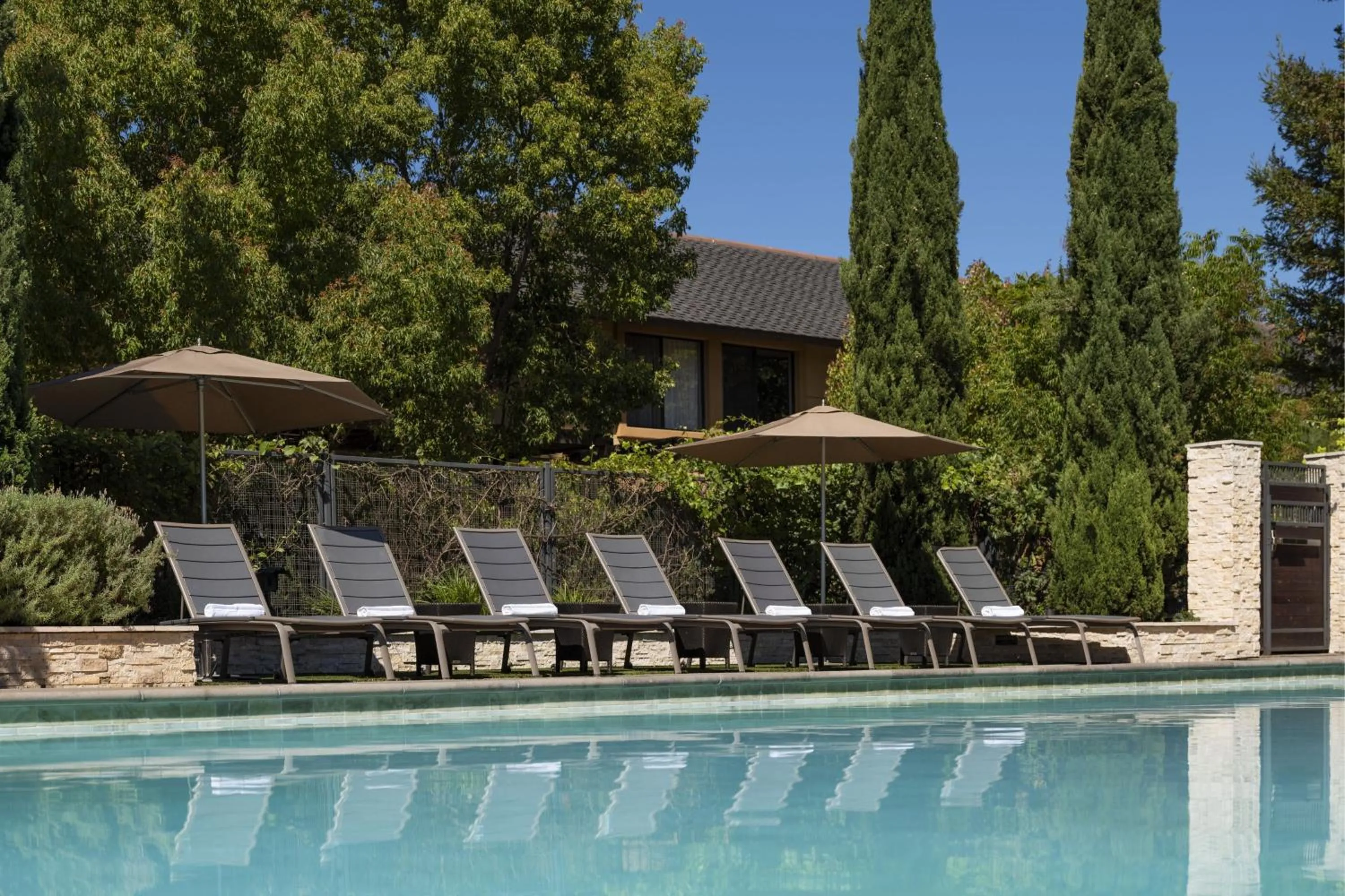 Swimming pool in Napa Valley Marriott Hotel & Spa