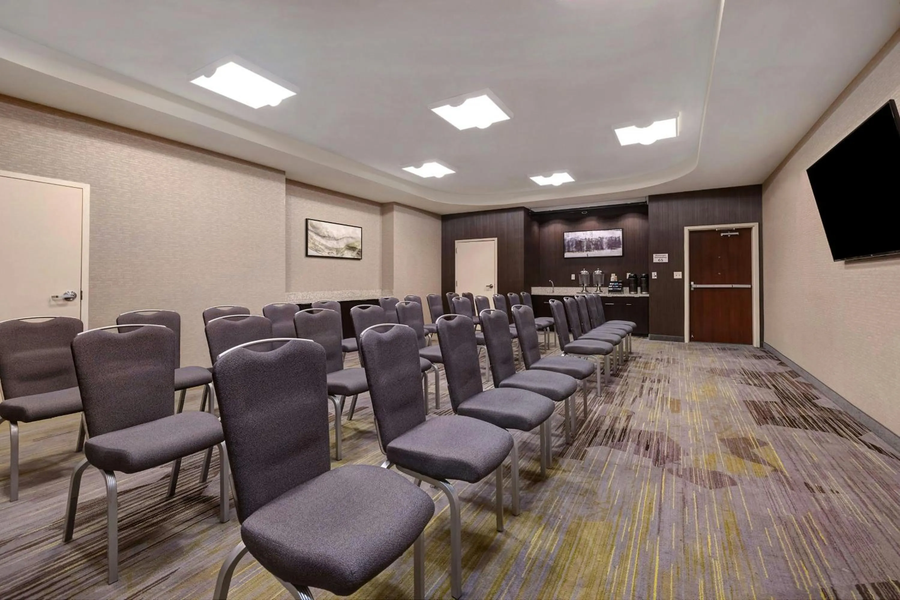 Meeting/conference room in Courtyard by Marriott Glenwood Springs