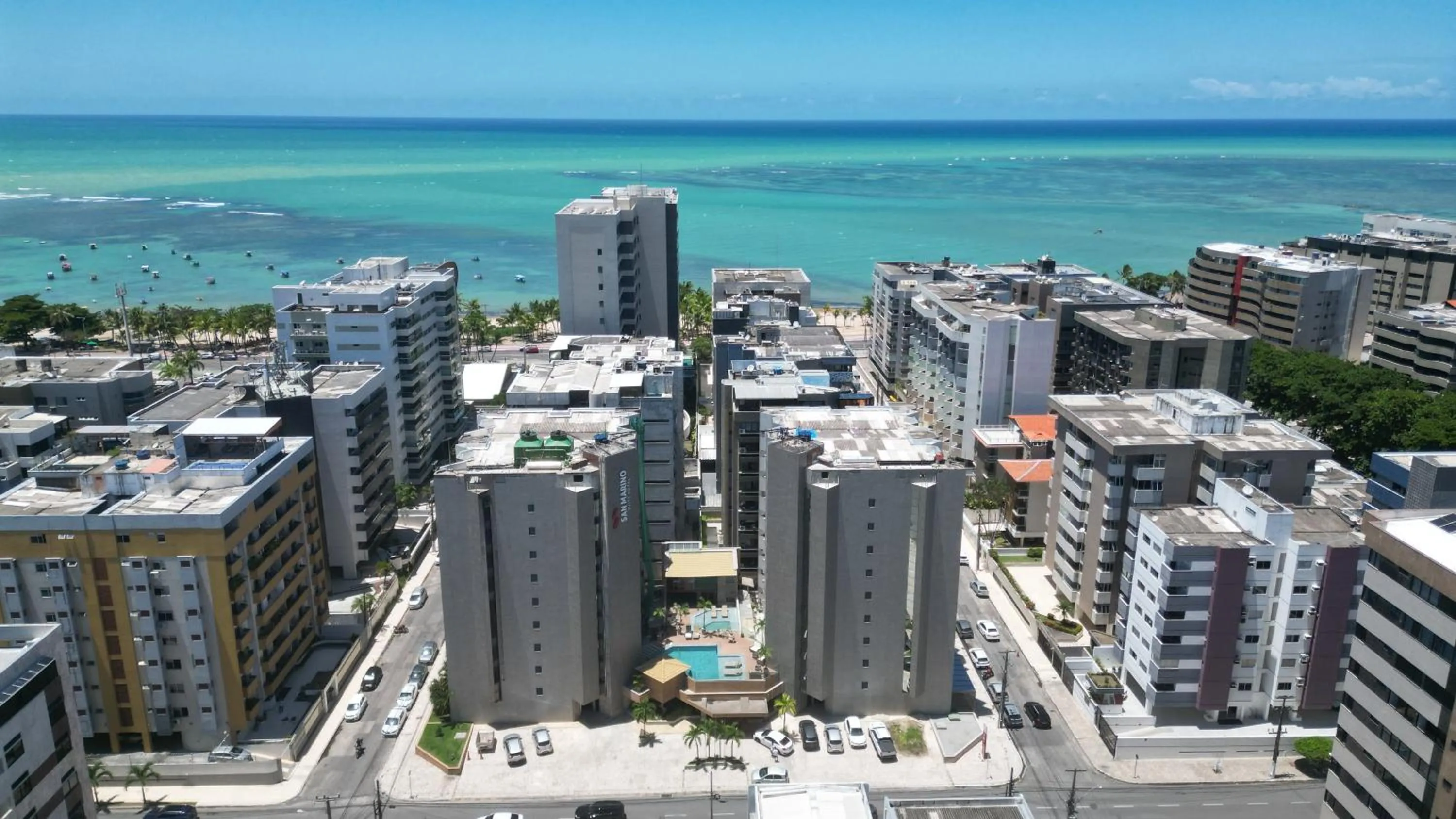 Location in San Marino Suite Hotel