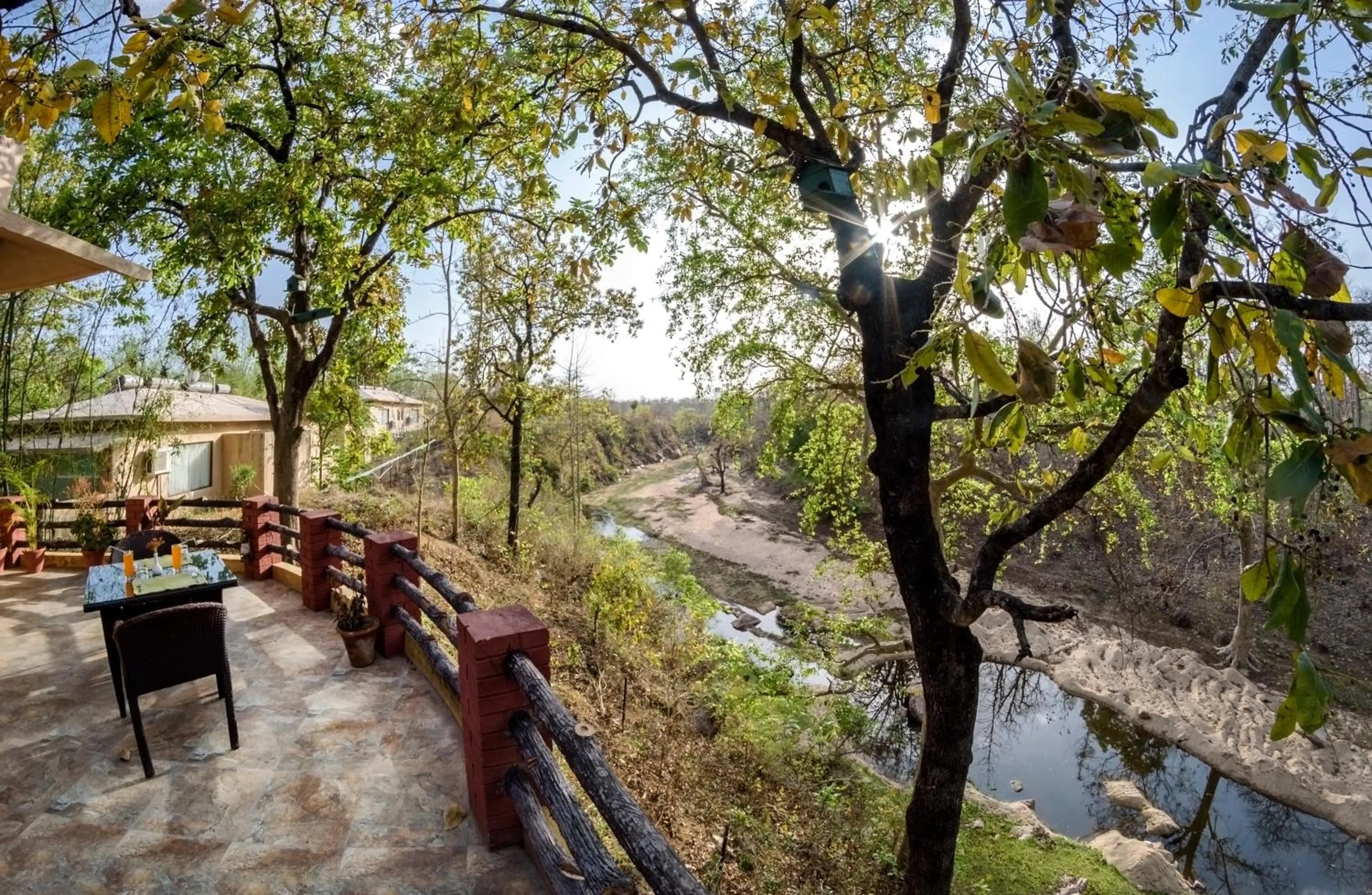 Restaurant/places to eat in The Riverwood Forest Retreat Pench
