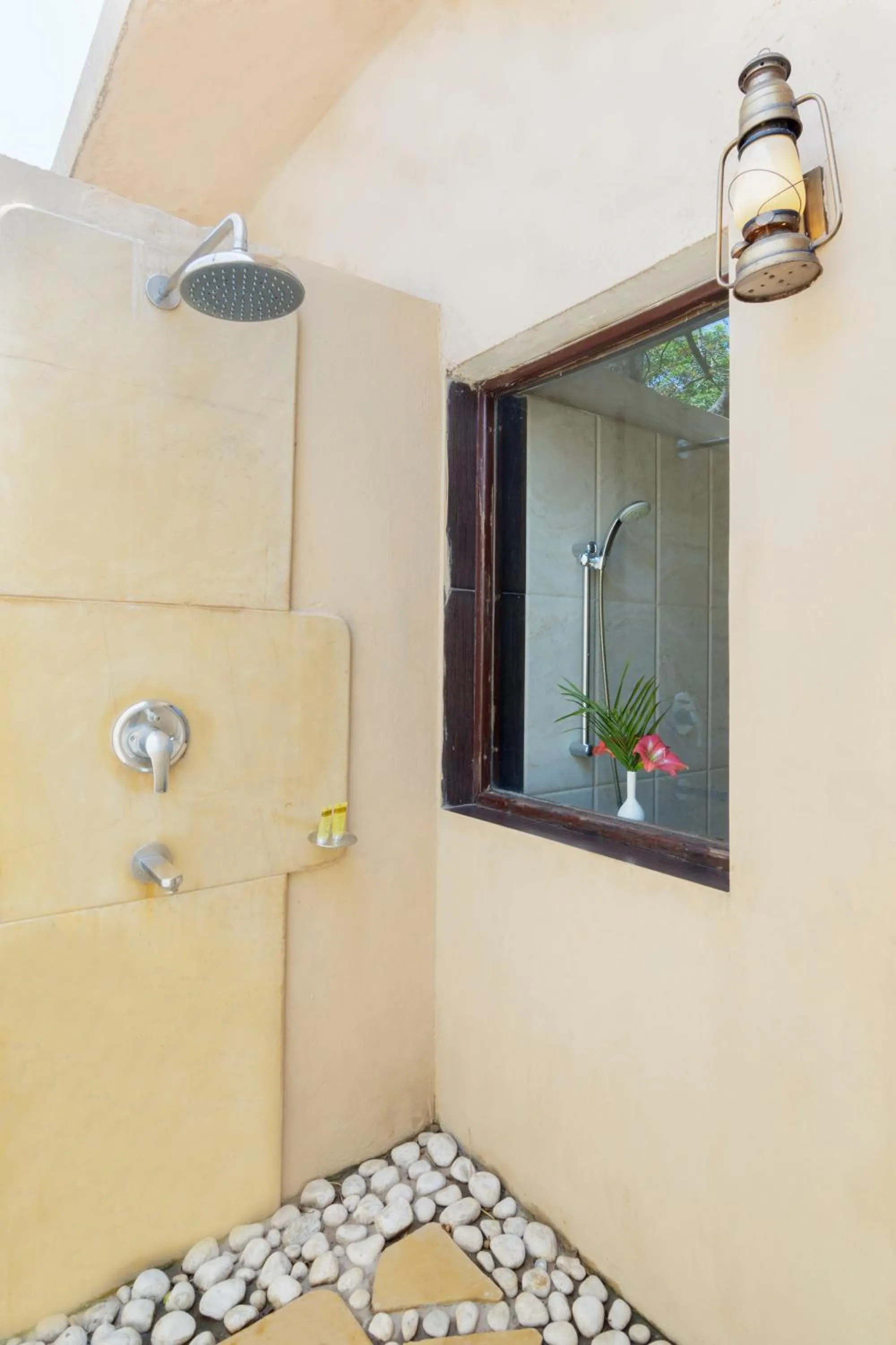 Shower in The Riverwood Forest Retreat Pench