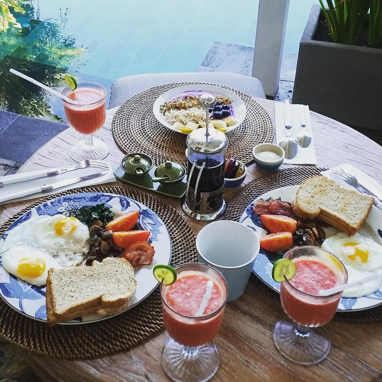 Breakfast in 11 on Kajeng