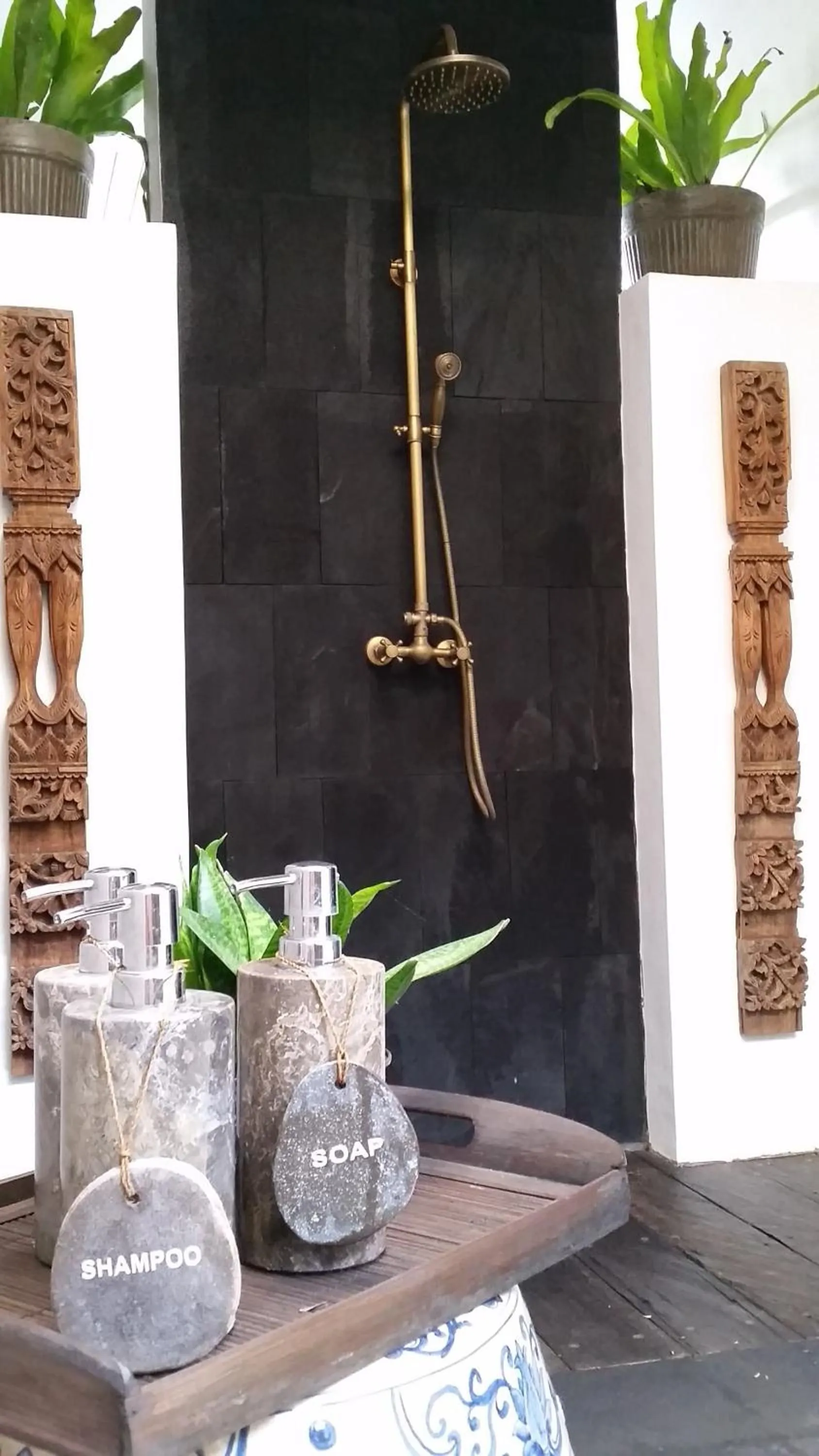 Shower in 11 on Kajeng