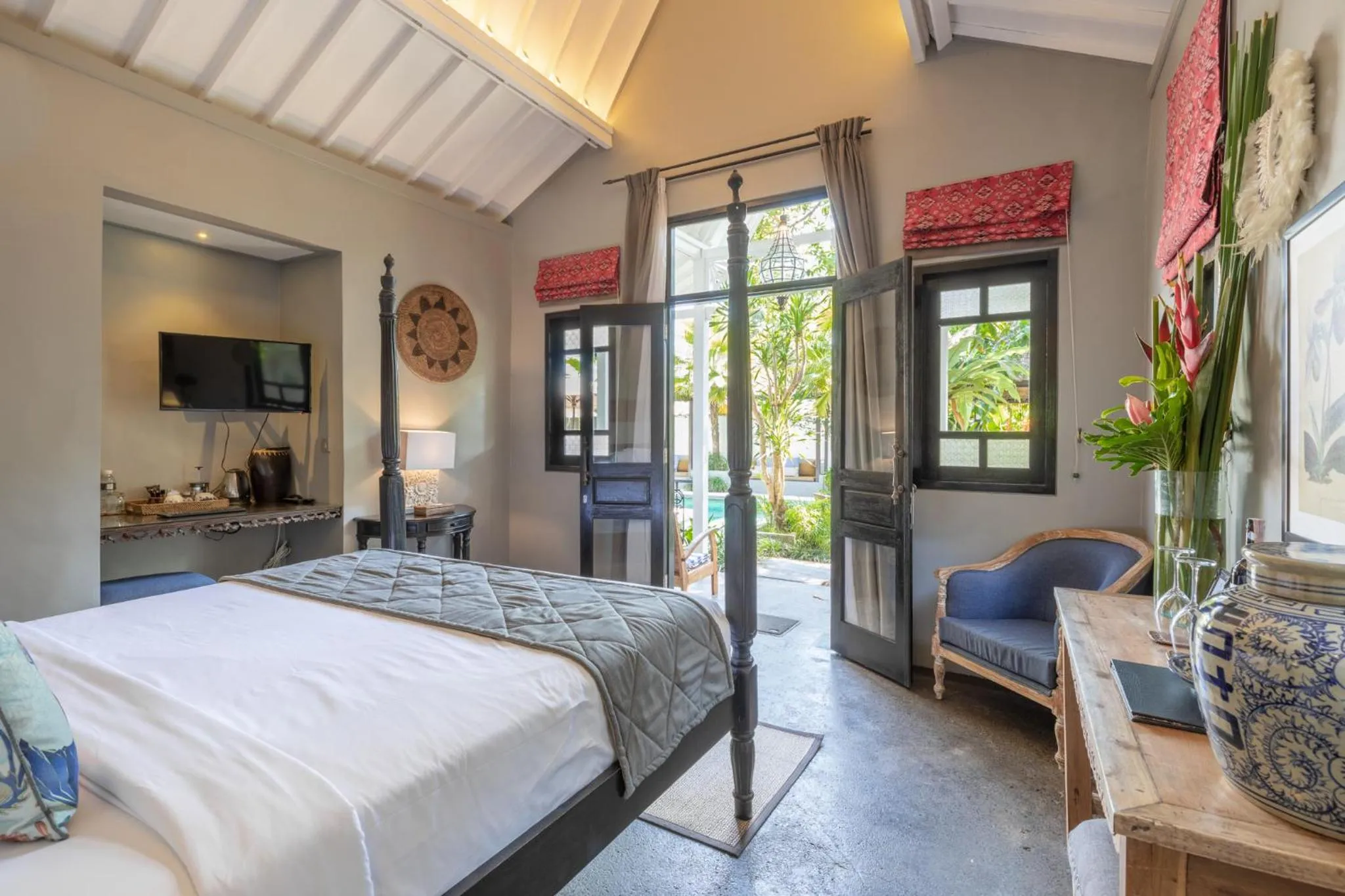 Photo of the whole room, Bed in 11 on Kajeng