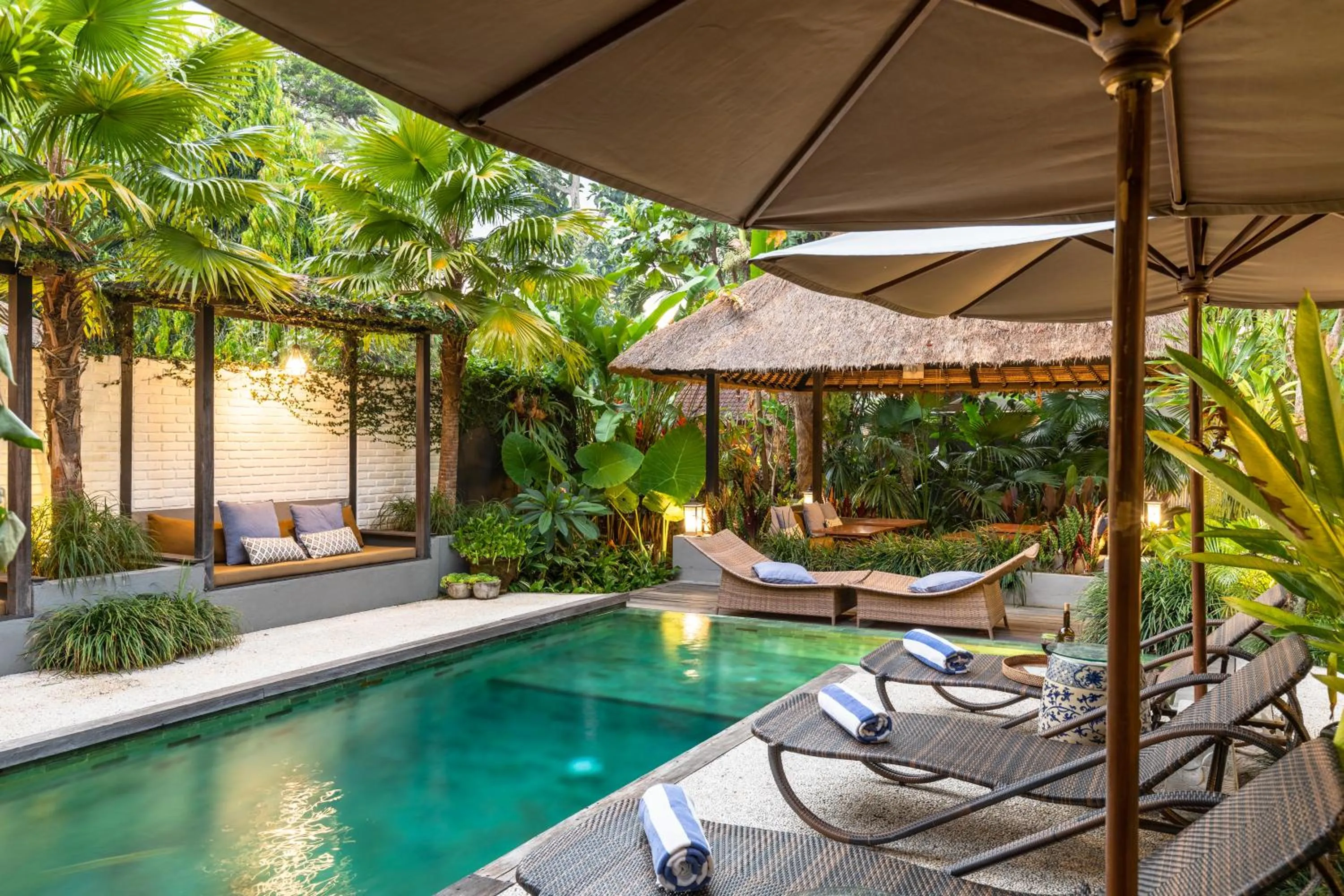 Swimming pool in 11 on Kajeng