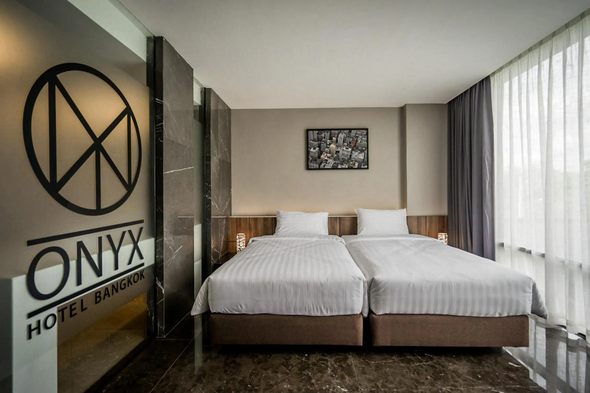 Bed in Onix Hotel Bangkok