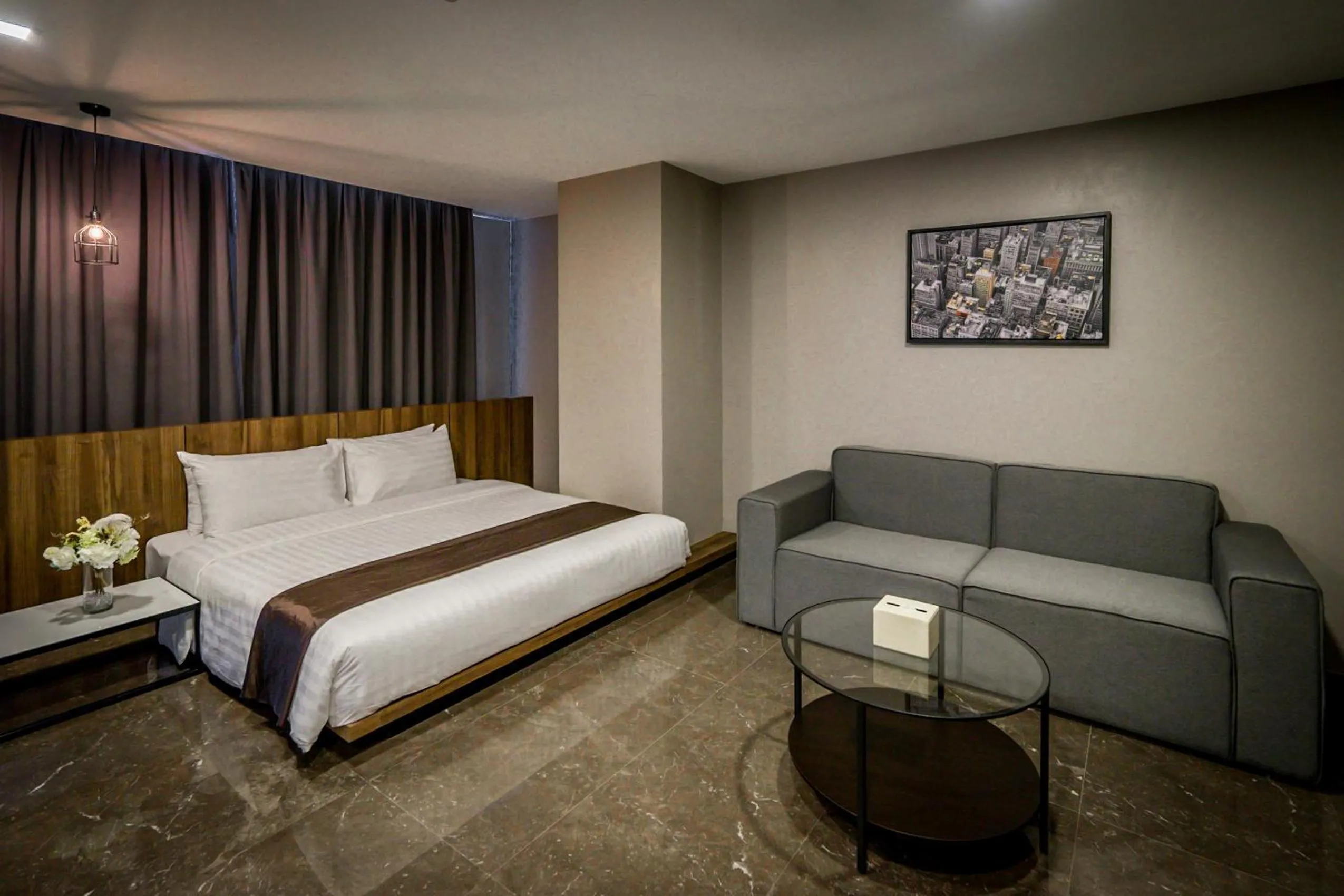 Bed in Onix Hotel Bangkok