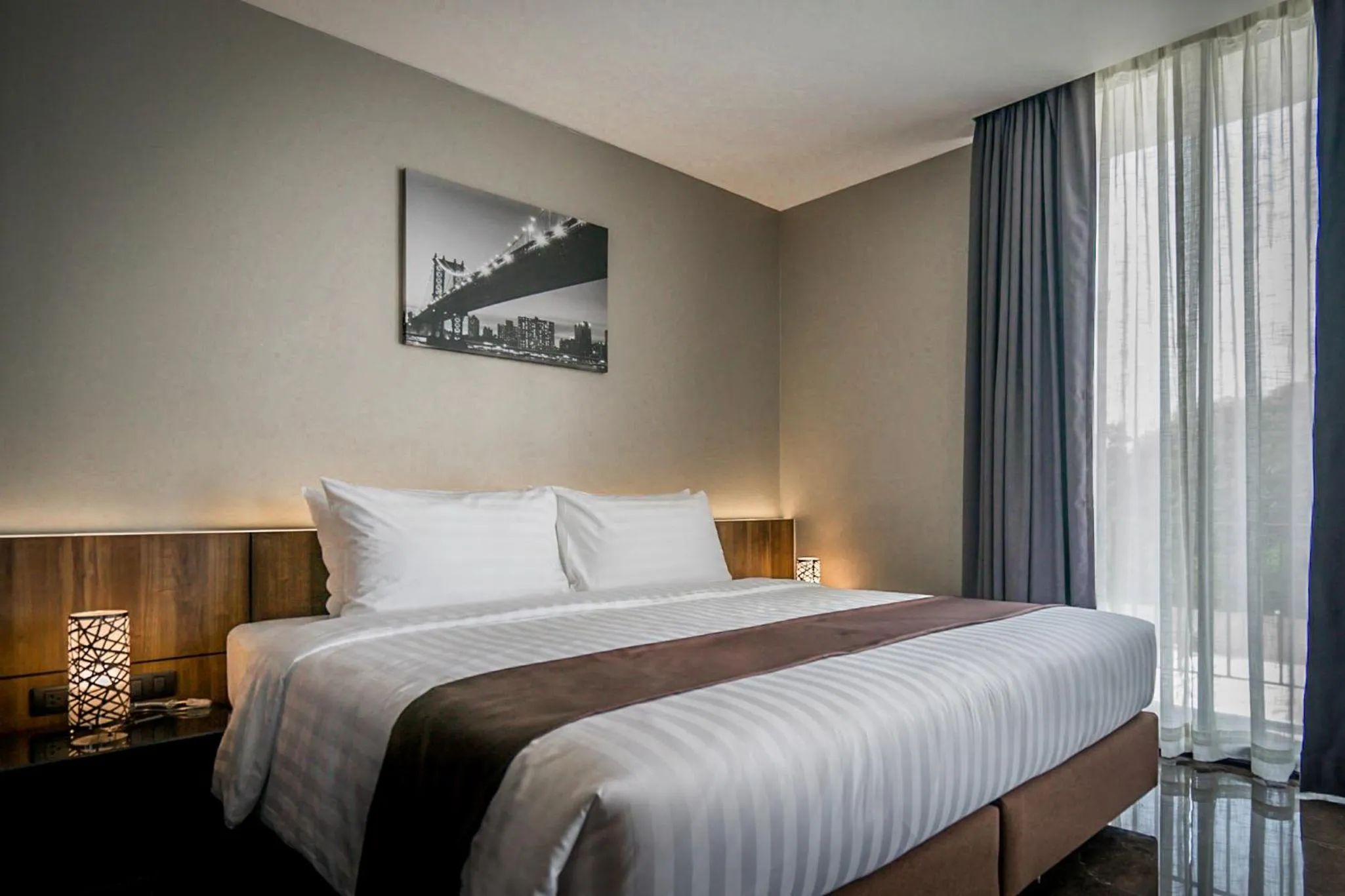 Bed in Onix Hotel Bangkok