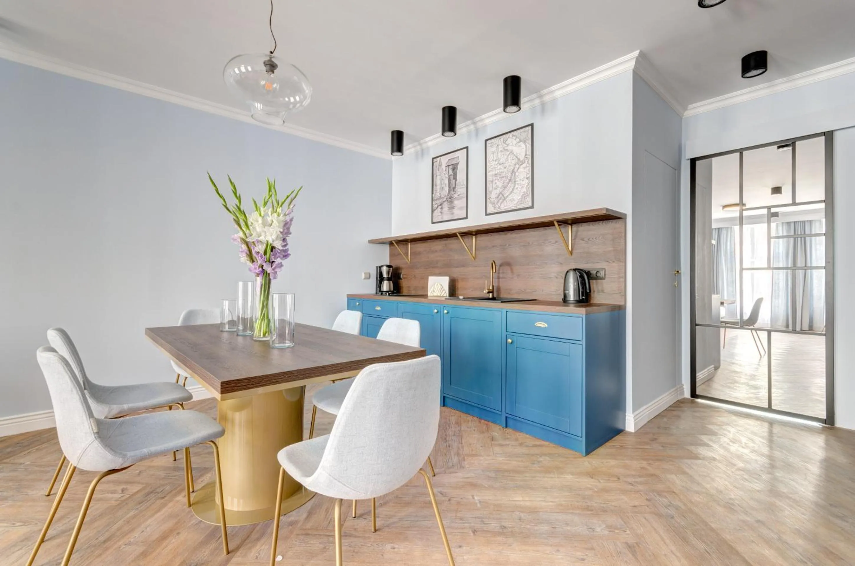 Kitchen or kitchenette in Apartamenty Sowa Gdańsk