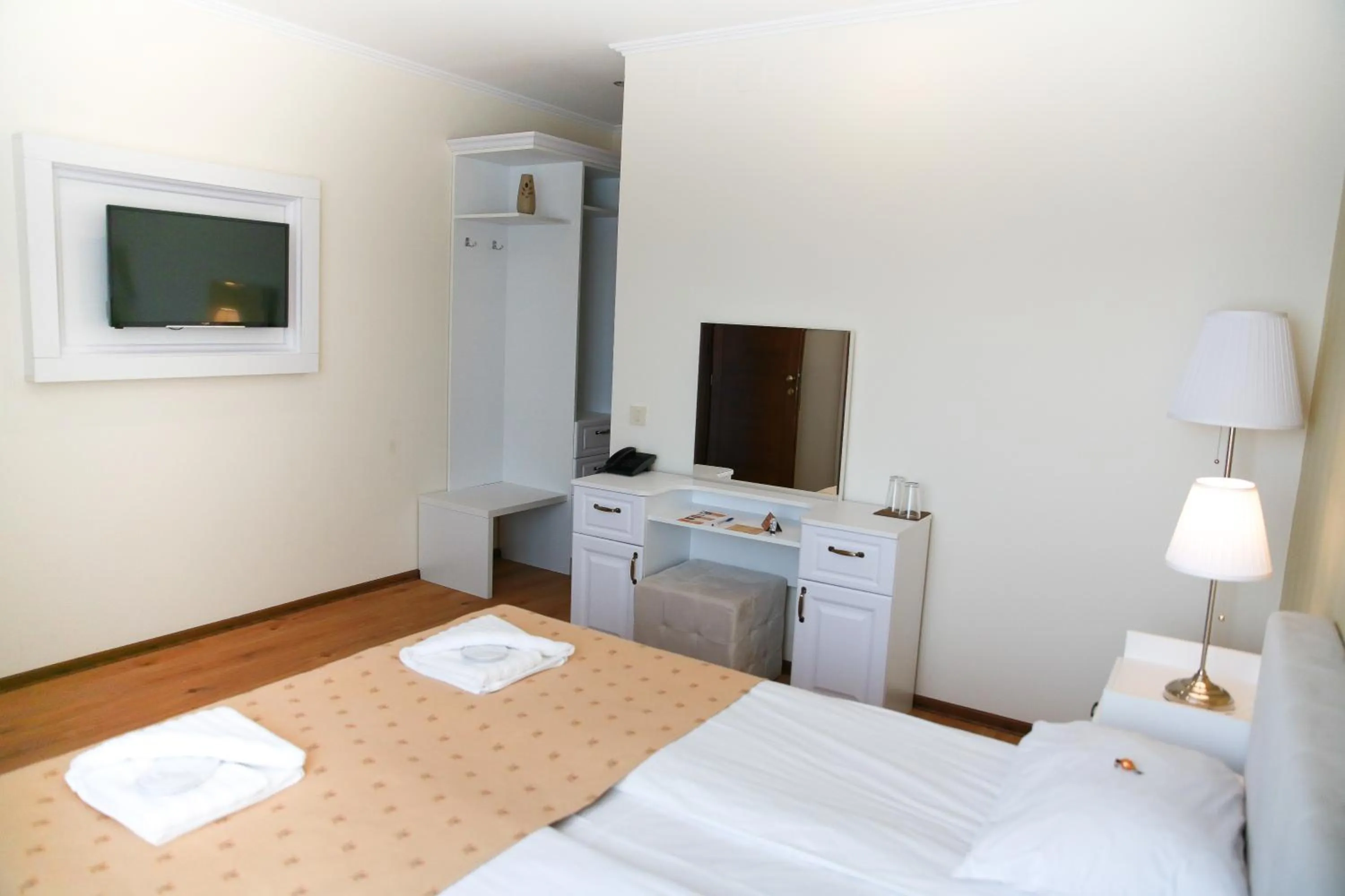 Bed in Pensiunea David