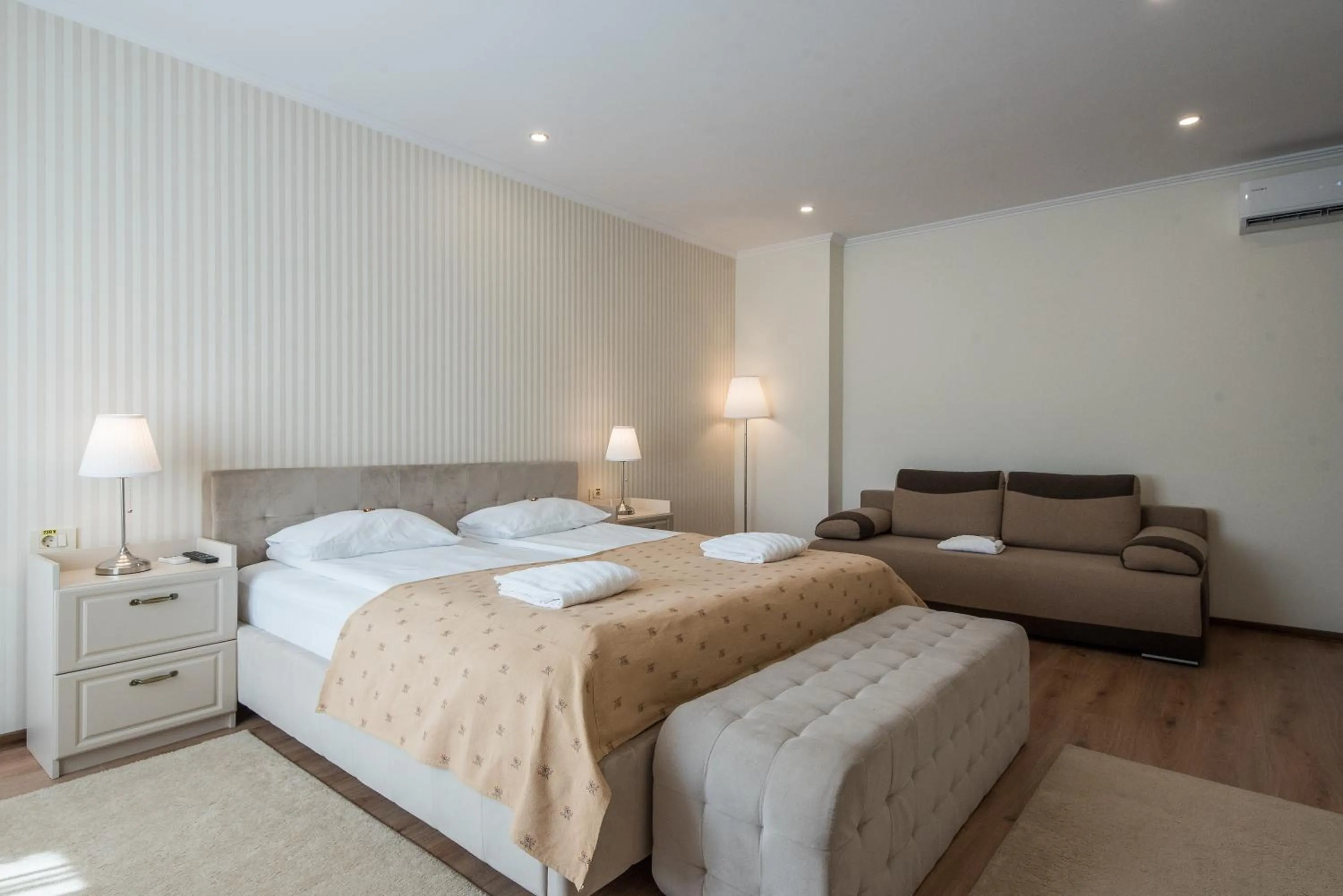 Bed in Pensiunea David