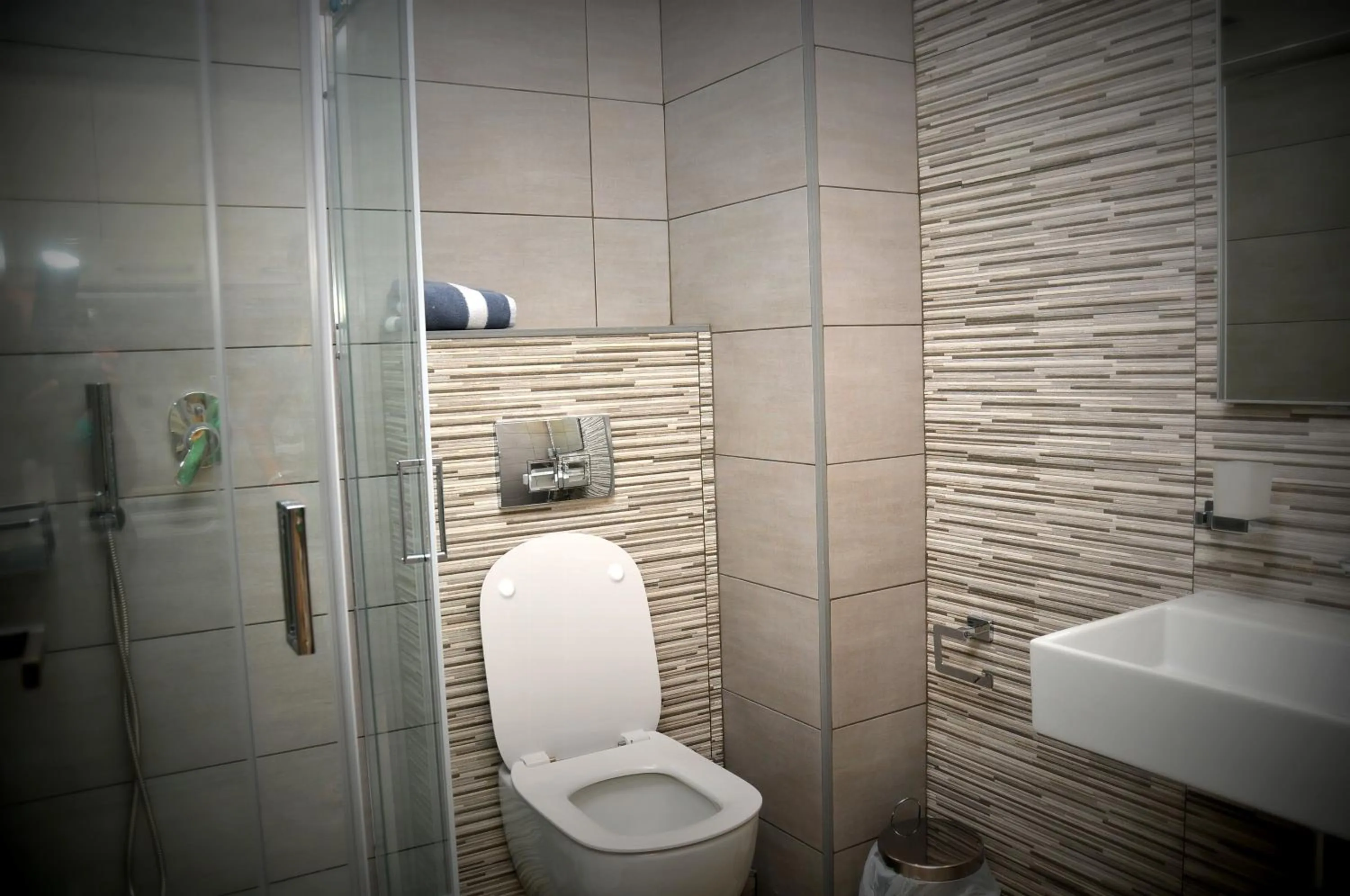 Bathroom in Riviera Olympus Gods