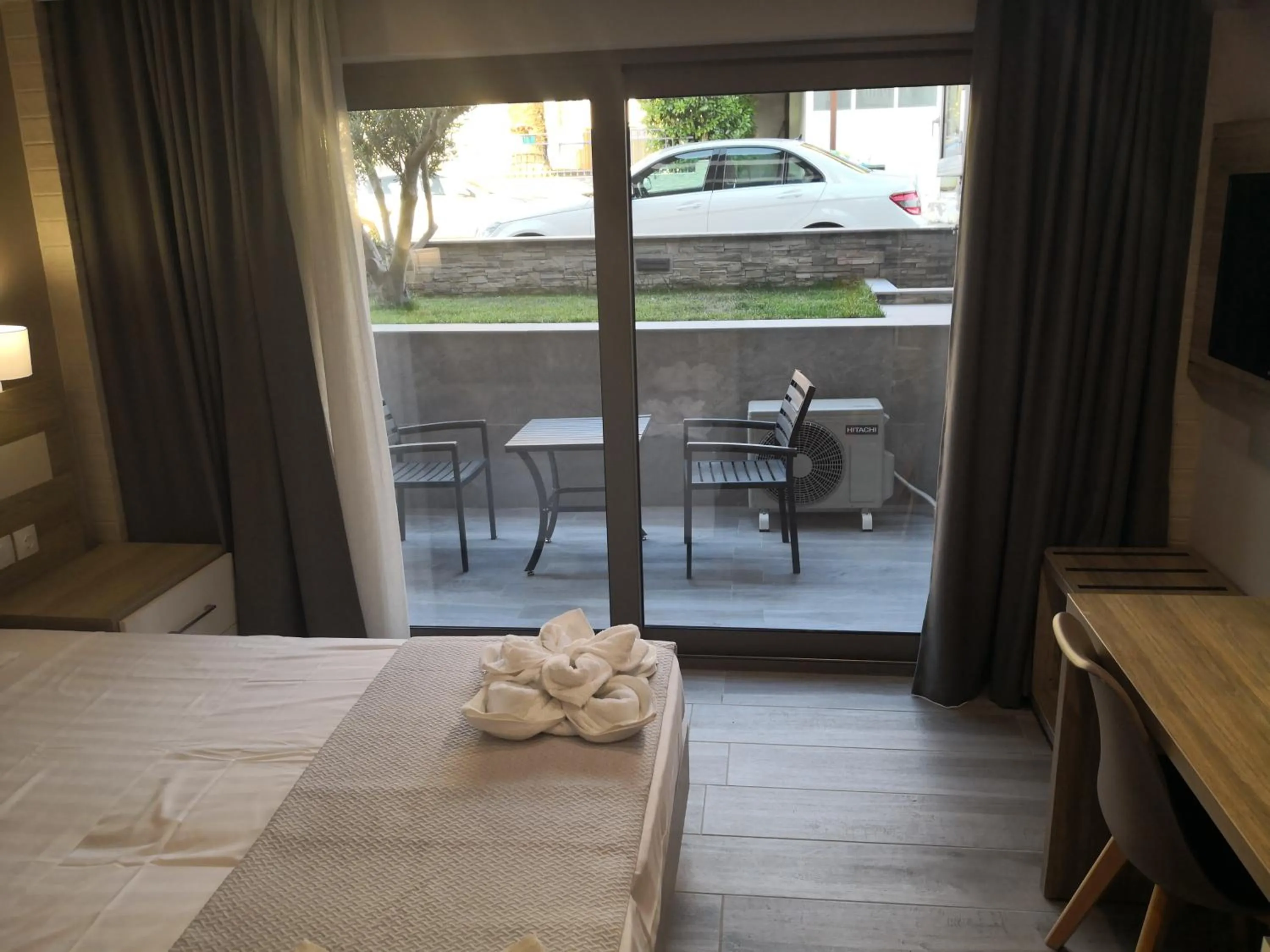 Bed in Riviera Olympus Gods