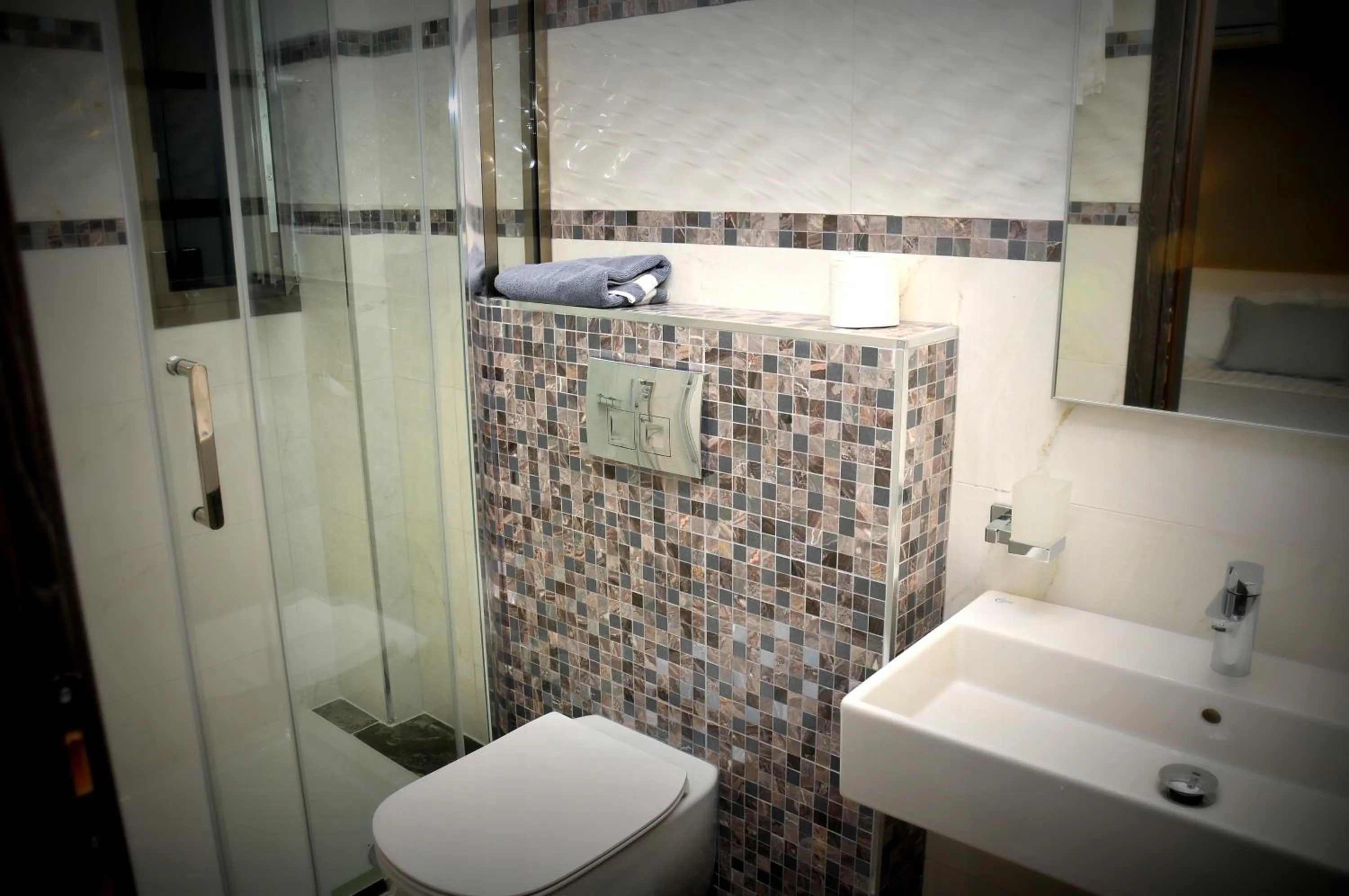 Bathroom in Riviera Olympus Gods