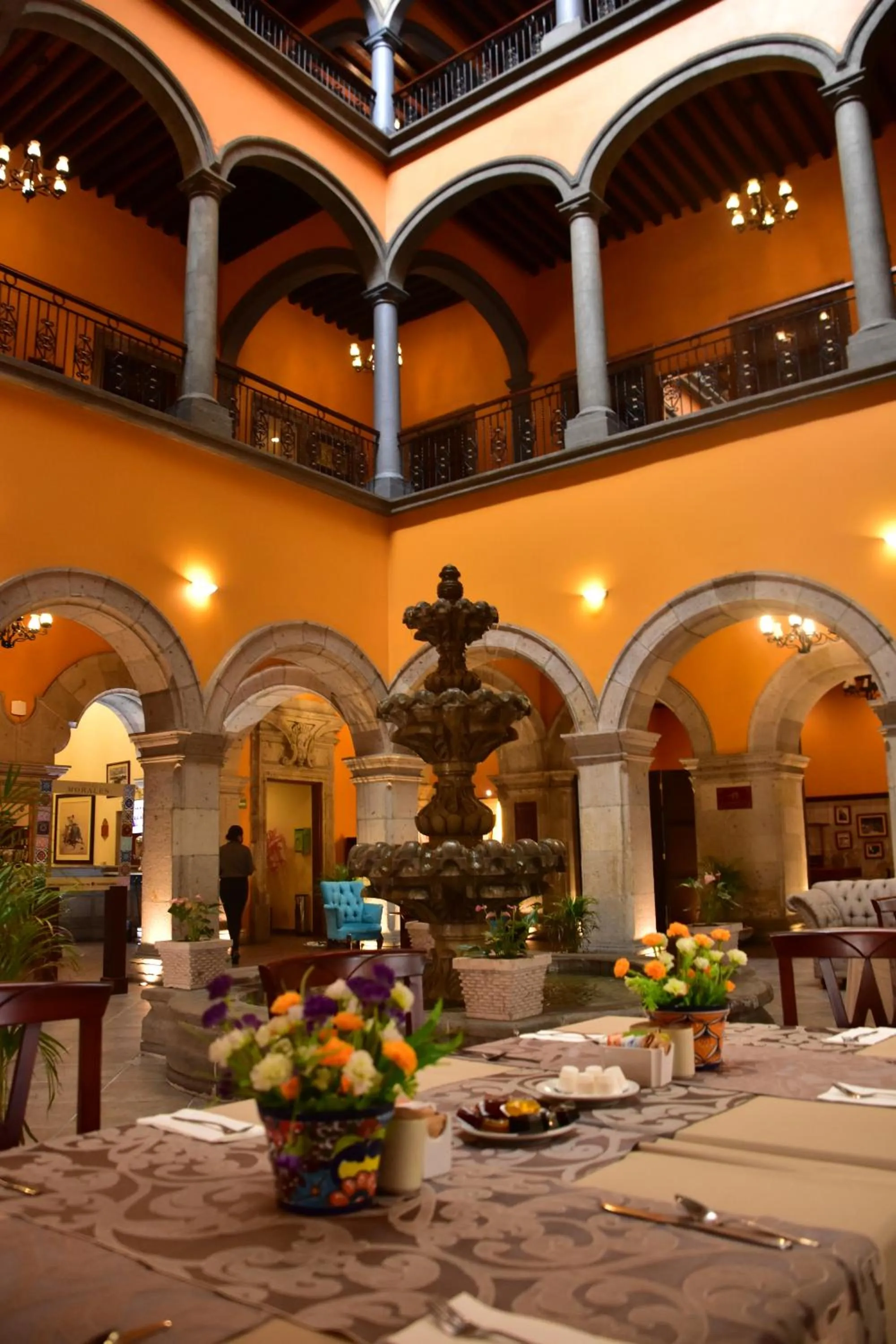 Restaurant/places to eat in Hotel Morales Historical & Colonial Downtown Core