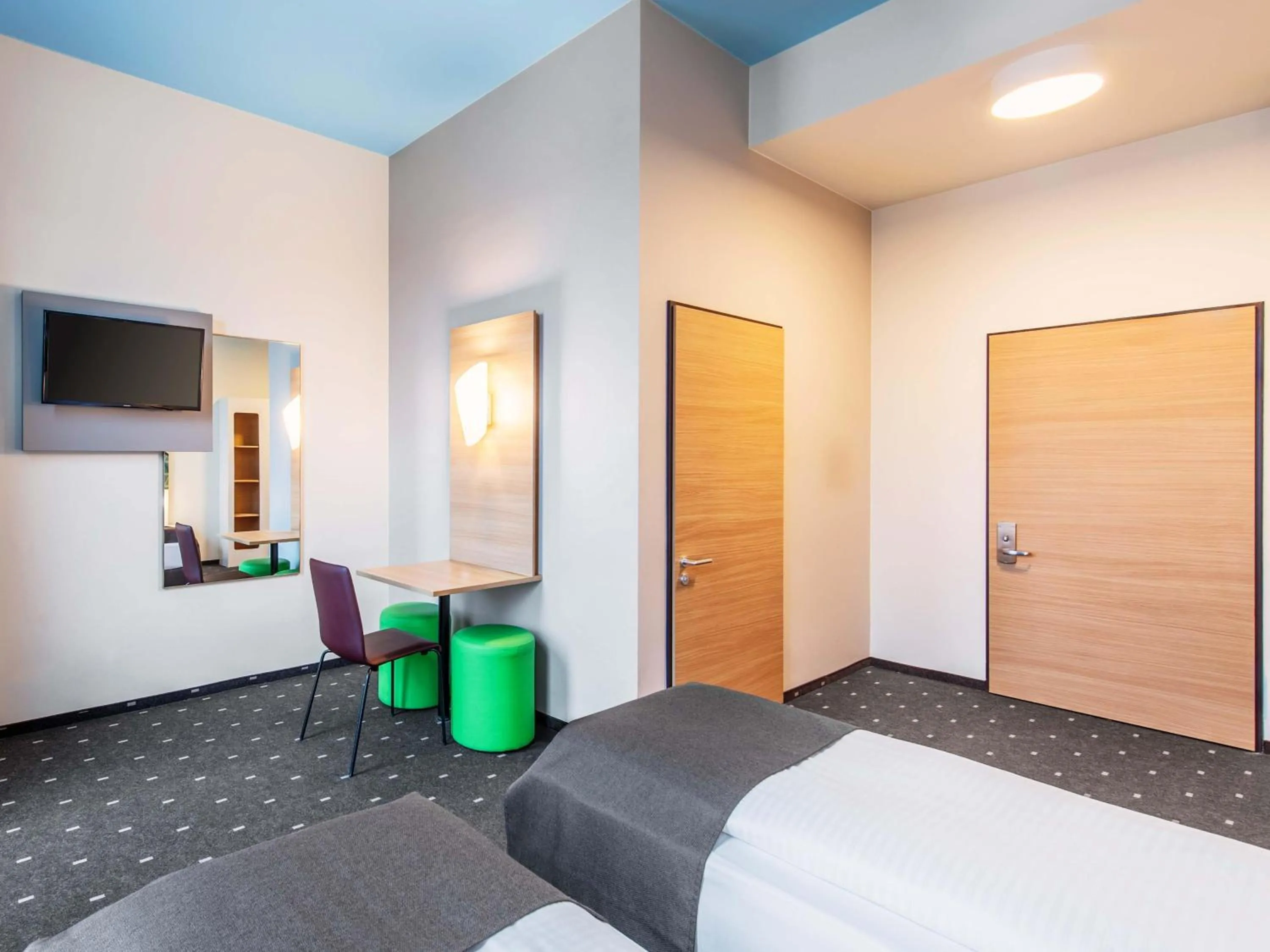 Photo of the whole room, Bed in B&B Hotel Rosenheim