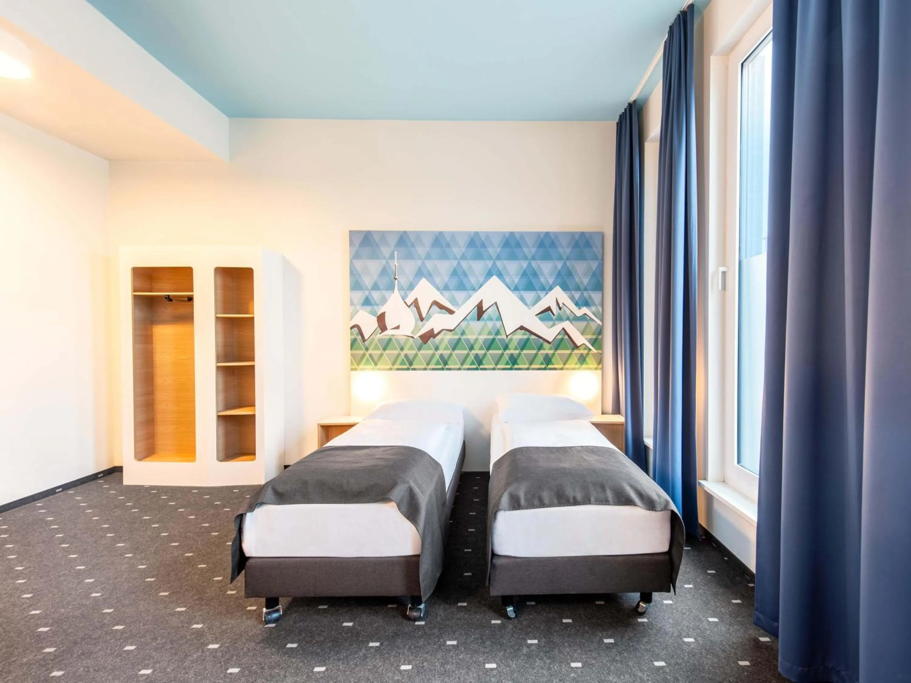 Photo of the whole room, Bed in B&B Hotel Rosenheim