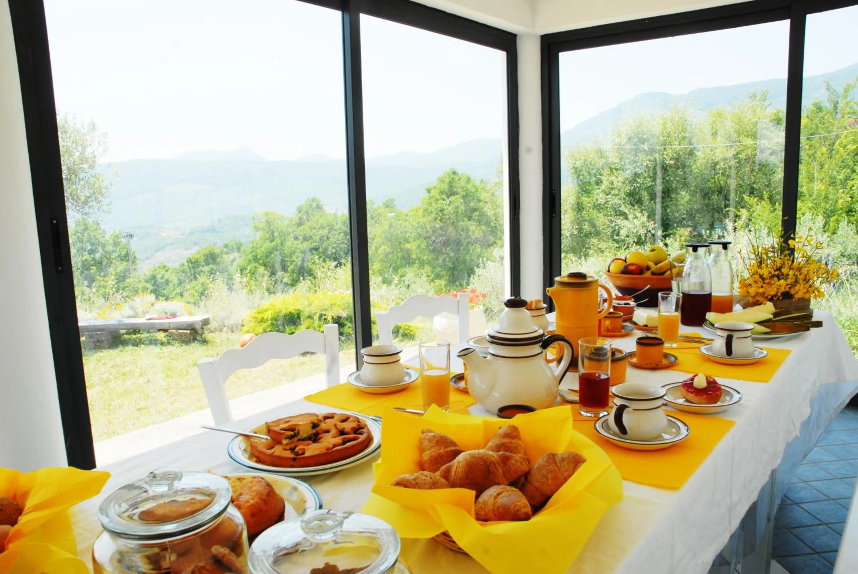 Breakfast in B&B La Montagna Rosa