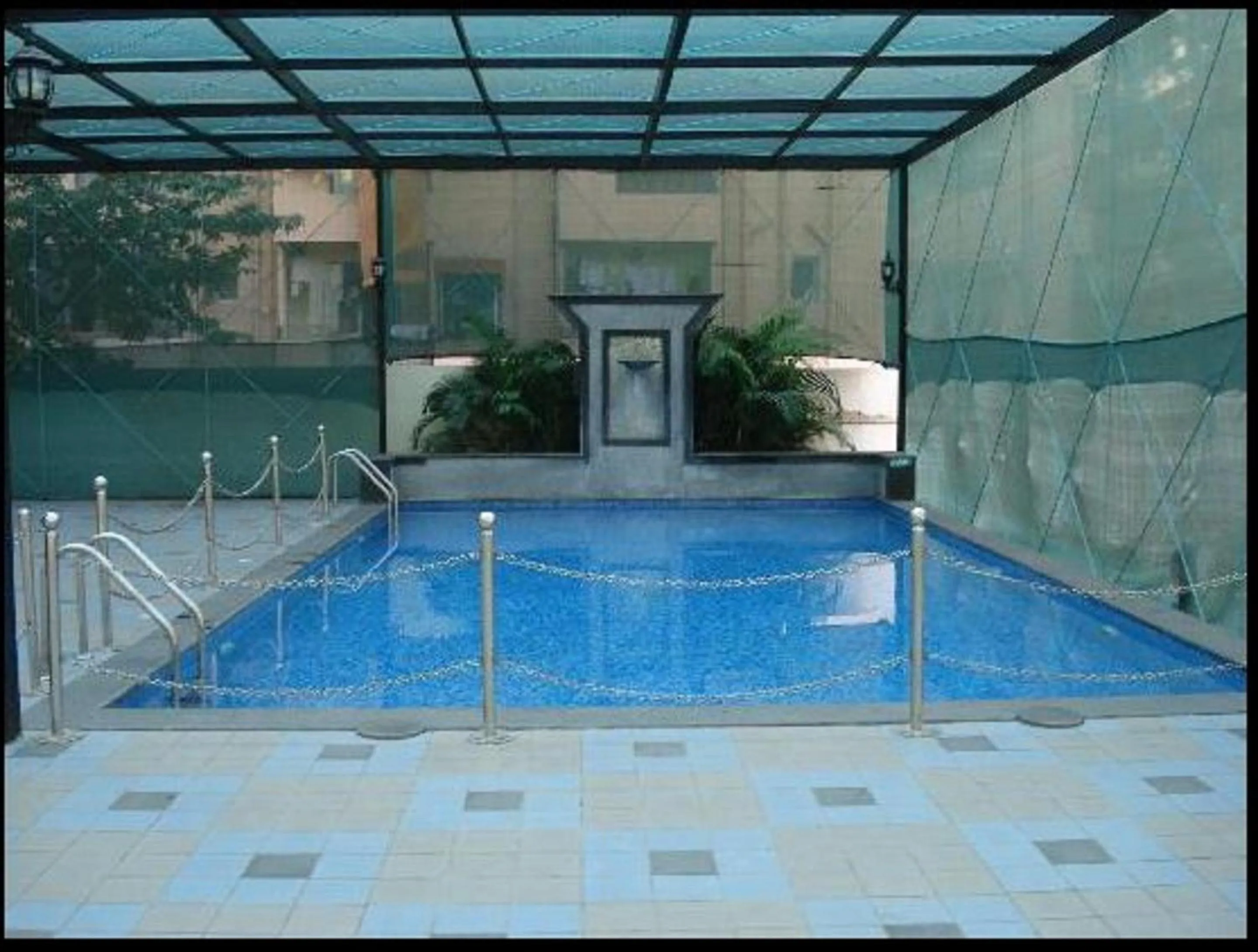 Swimming pool in Pride Hotel, Chennai