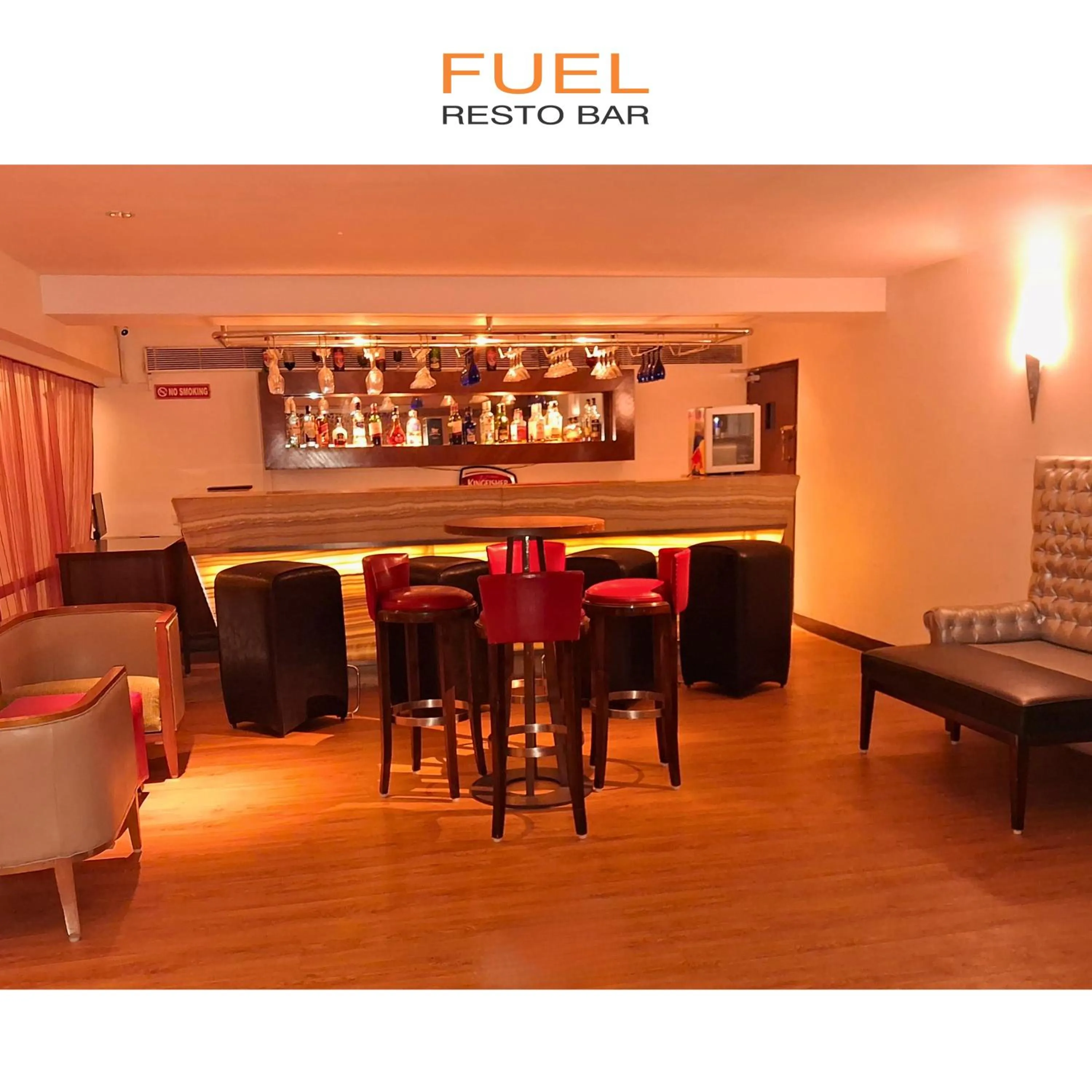 Lounge or bar in Pride Hotel, Chennai
