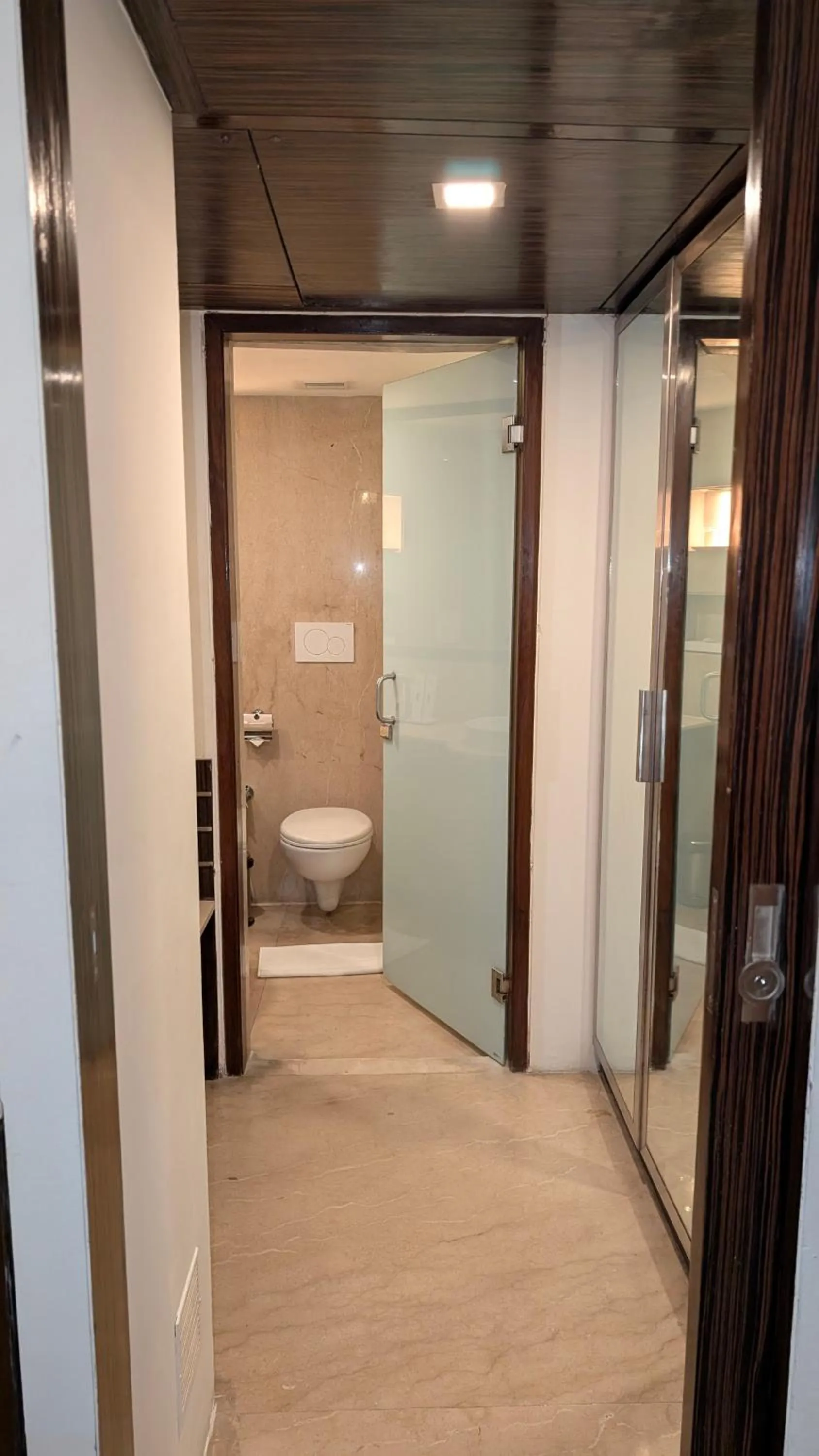 Bathroom in Pride Hotel, Chennai