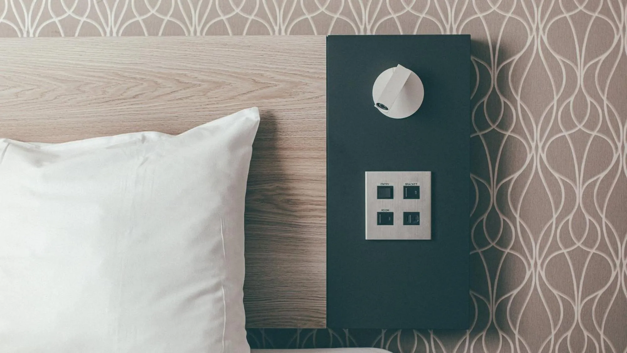 Bed in Kuretake Inn Premium Nagoya Nayabashi