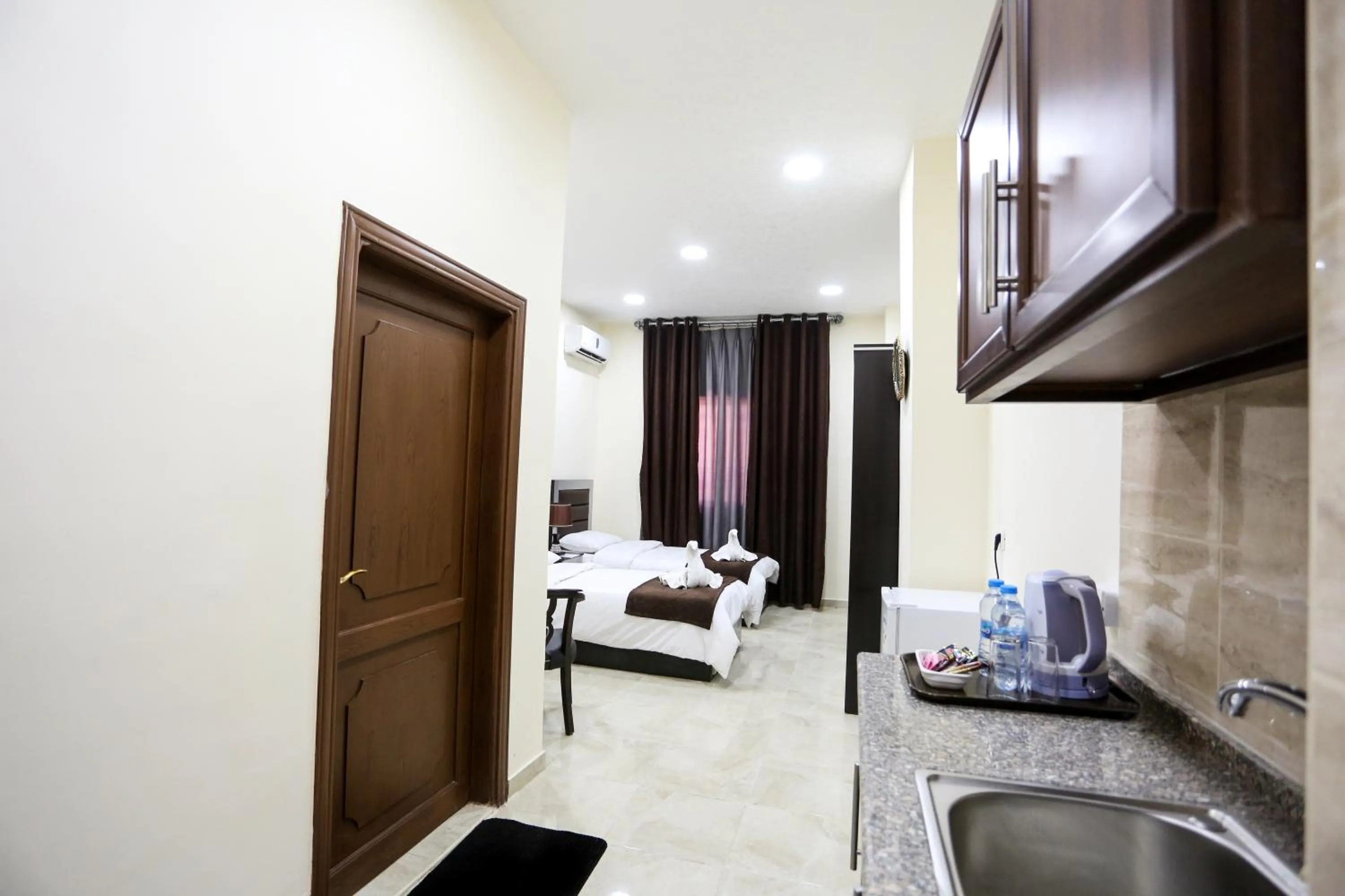 Kitchen or kitchenette in 7Boys Hotel