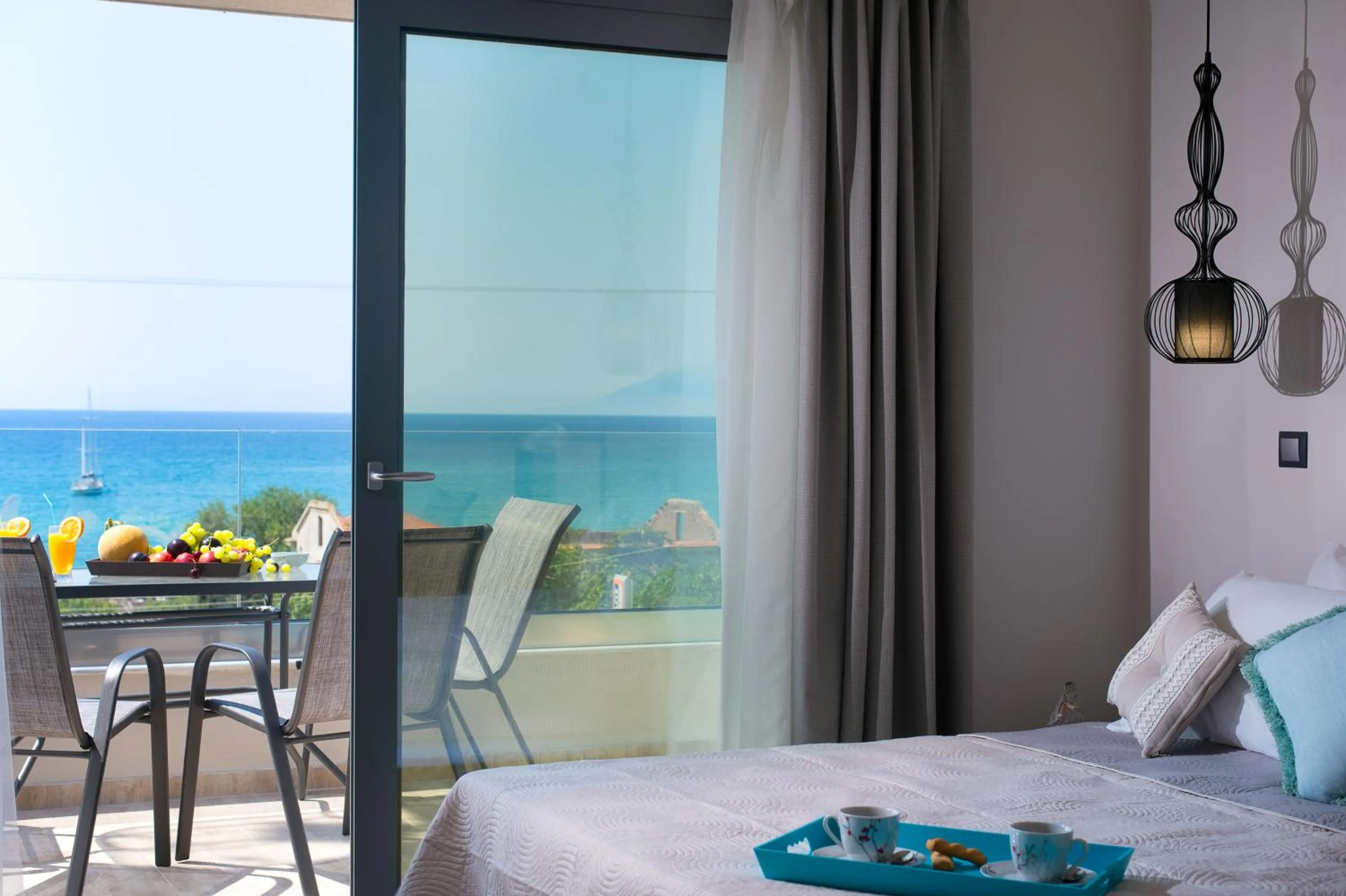 Decorative detail, Bed in The Dome Luxury