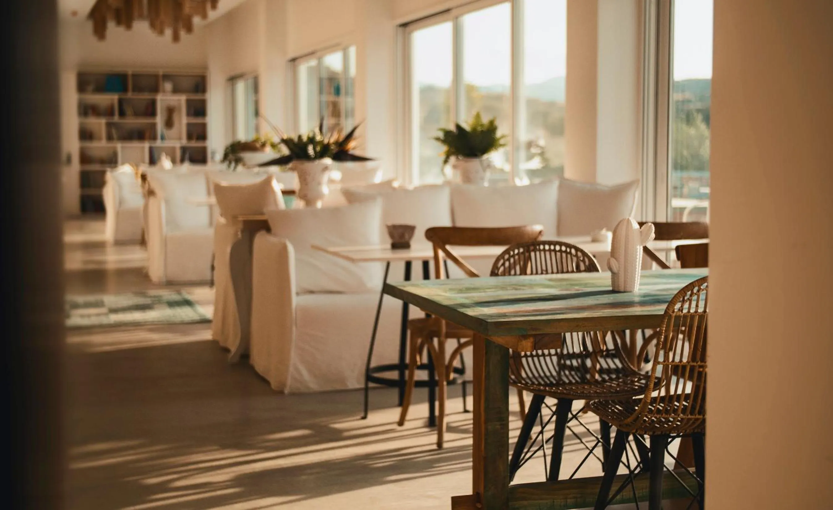 Restaurant/places to eat in Aelia Wellness Retreat