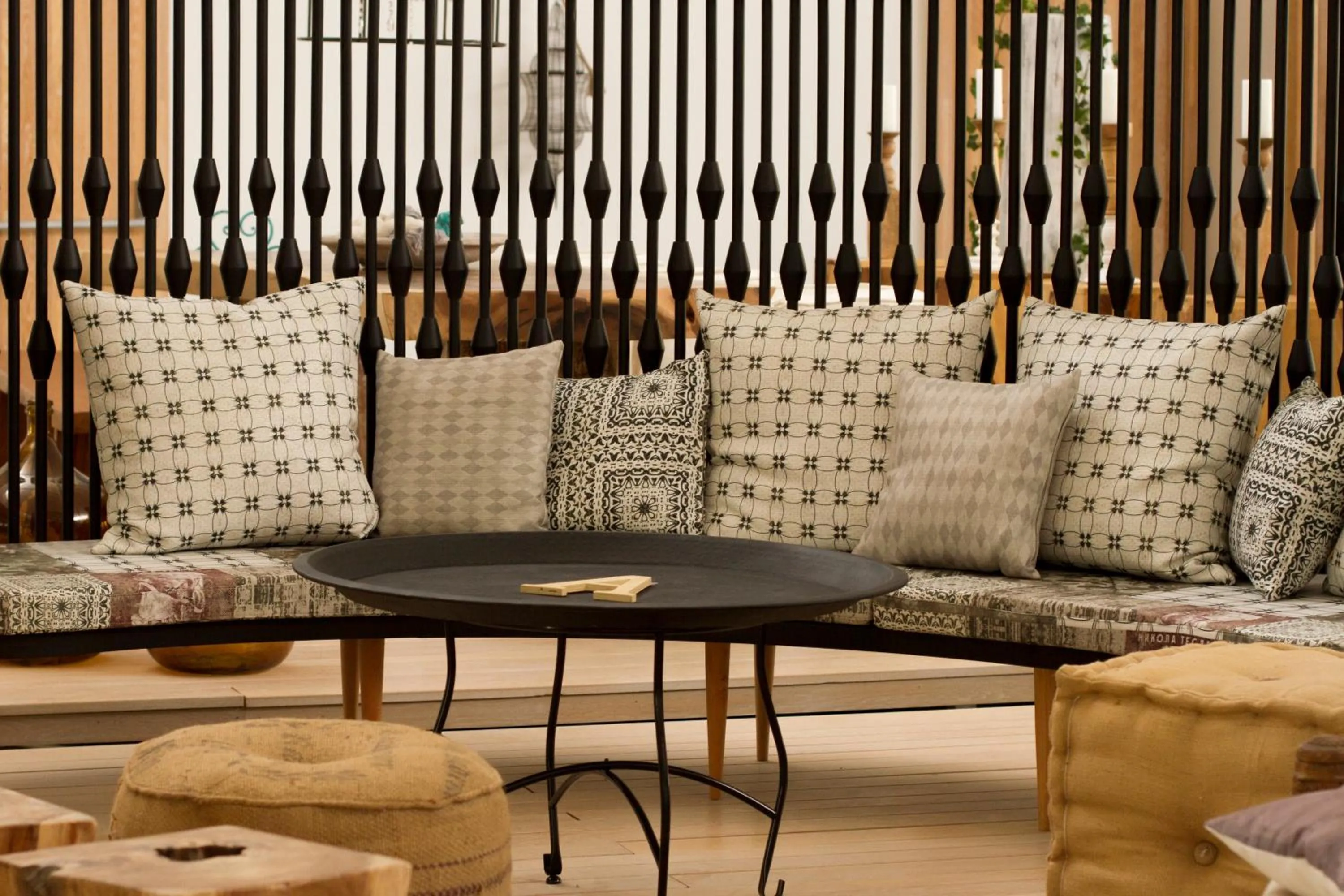 Communal lounge/ TV room in Aelia Wellness Retreat