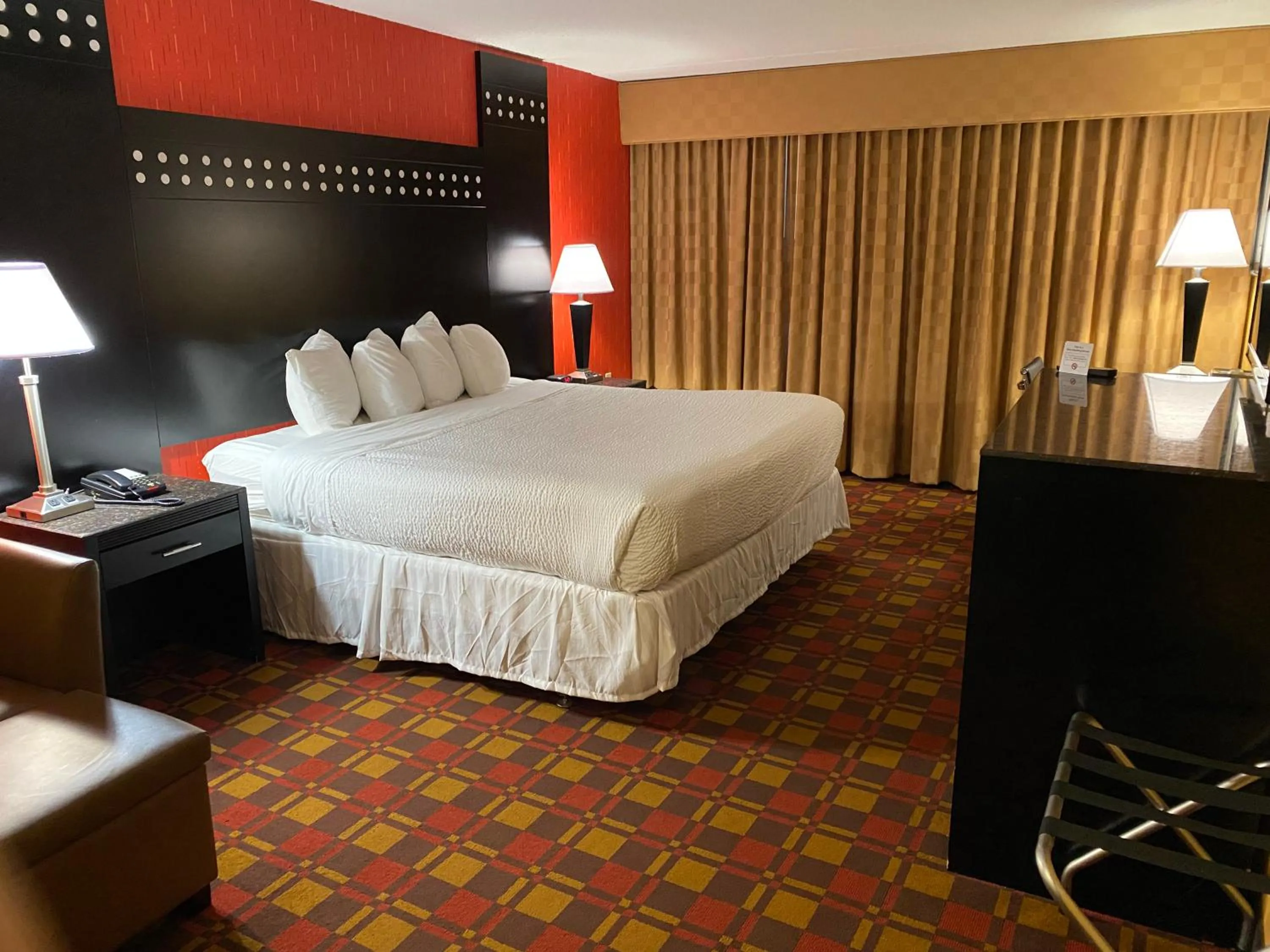 Bedroom, Bed in Ramada by Wyndham Rochelle Park Near Paramus