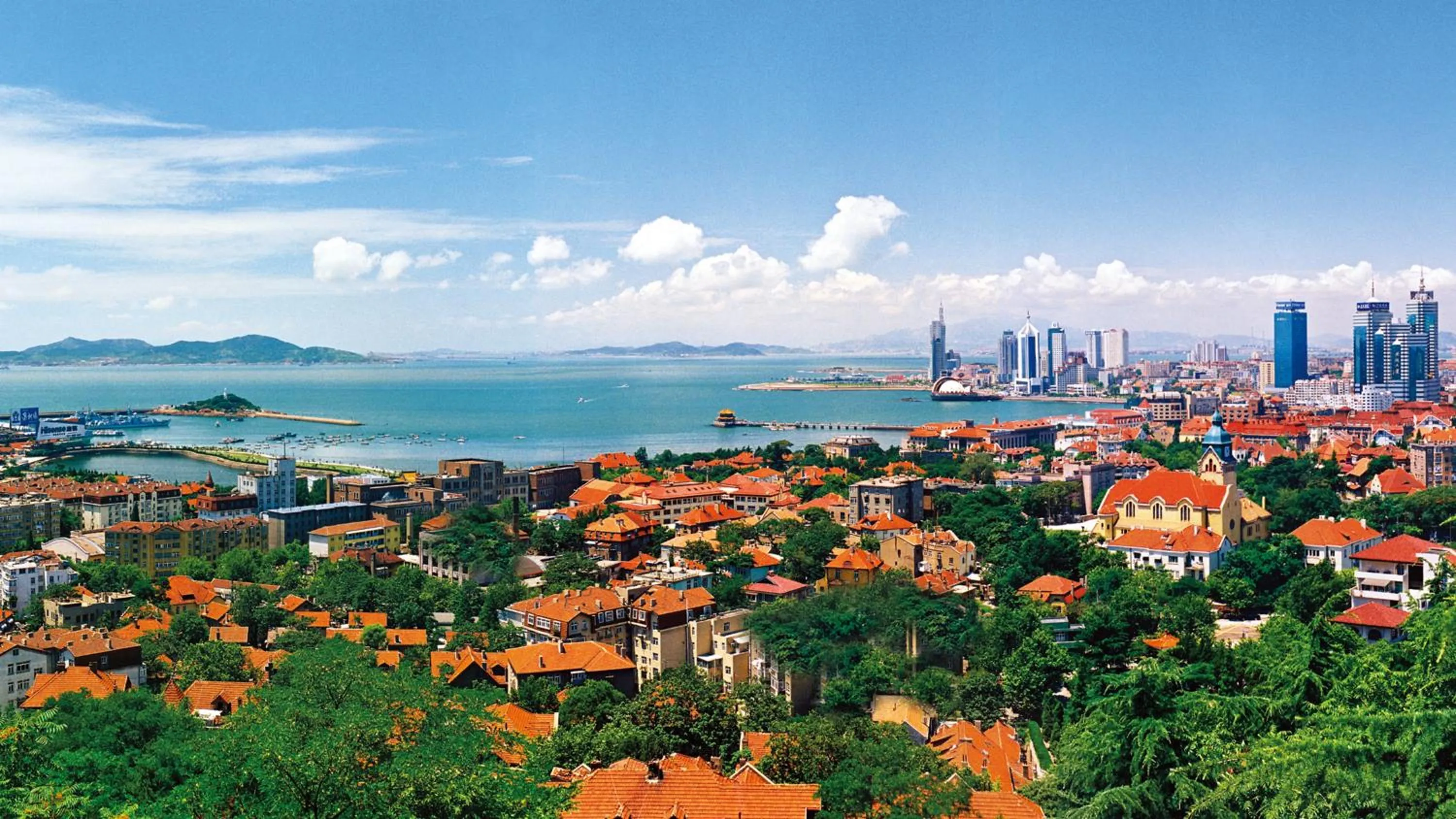 Nearby landmark in InterContinental Qingdao by IHG l Inside the Olympic Sailing Center l May Fourth Square