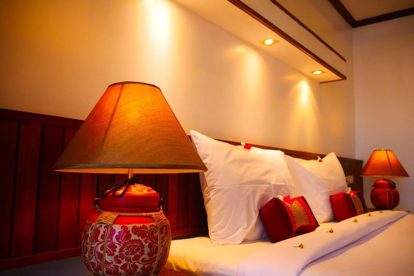 Bed in Zama Resort Koh Phangan