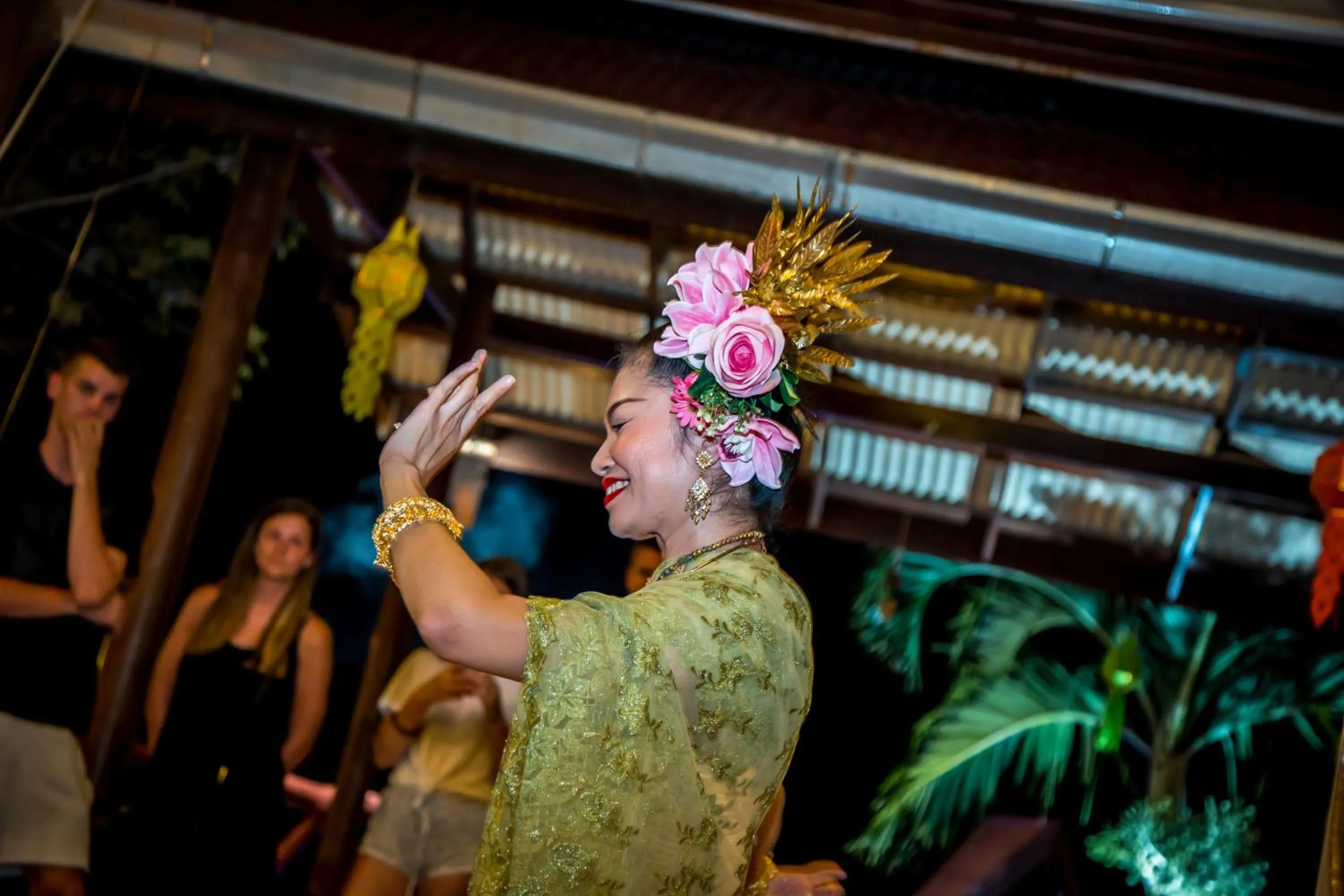 Entertainment in Zama Resort Koh Phangan